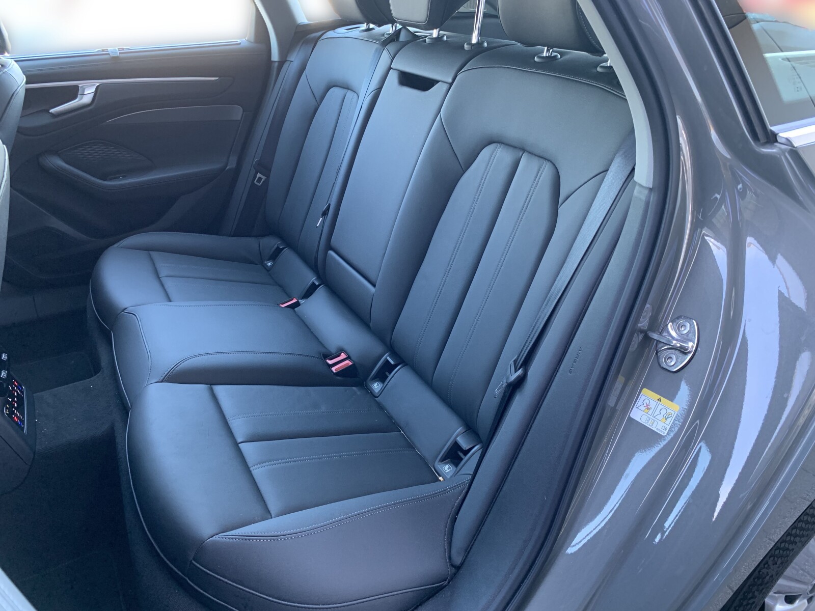 Audi A6 Avant - zdjęcie 11
