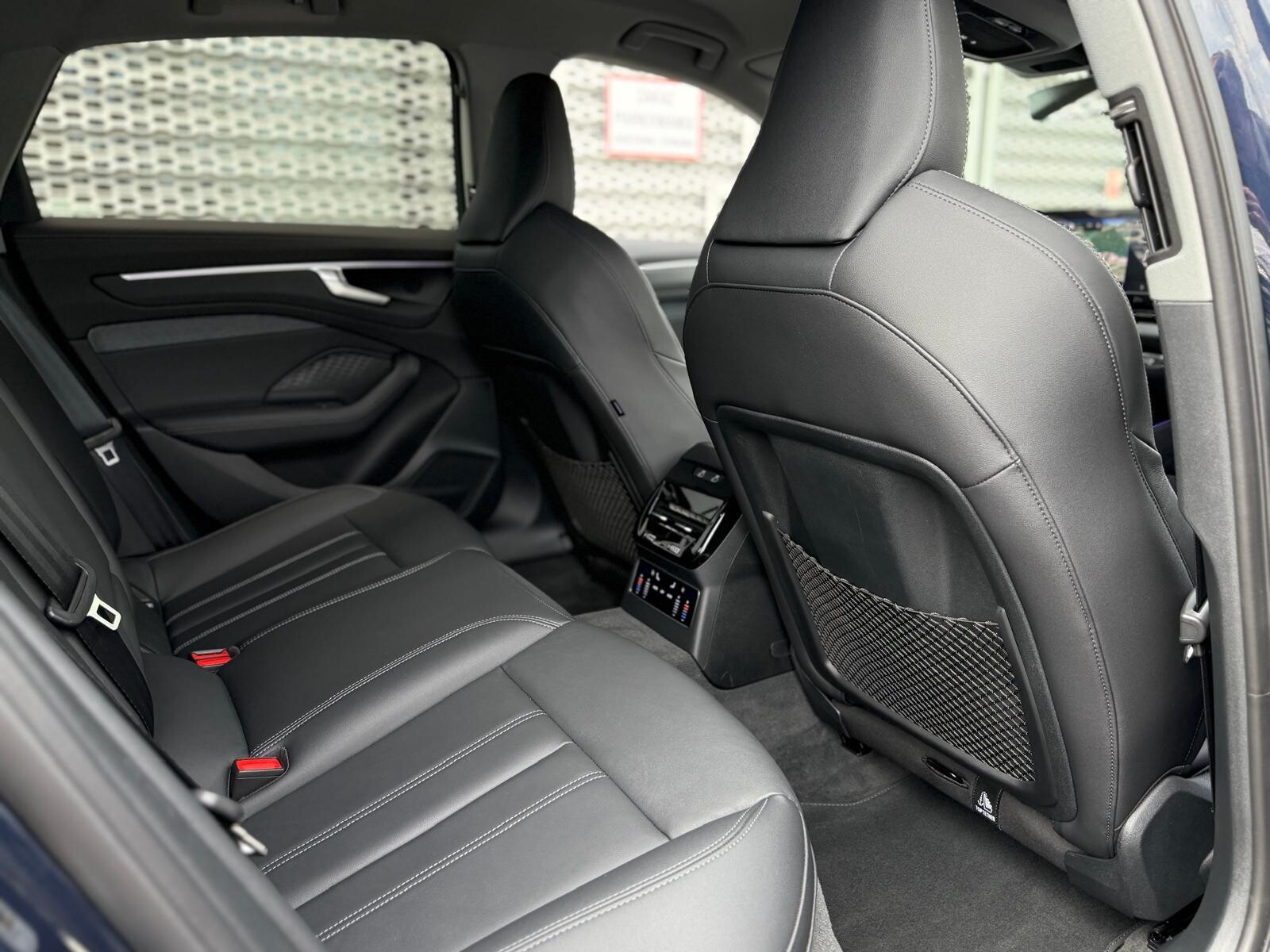 Audi A6 Limousine TFSI e - zdjęcie 21