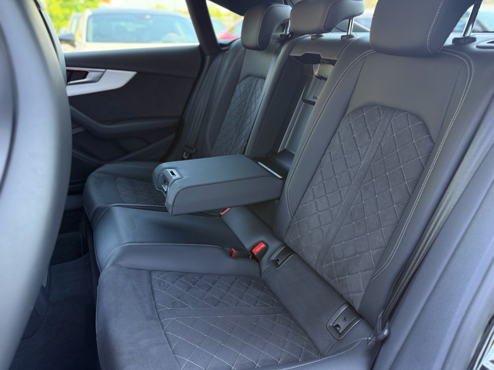 Audi S5 Sportback - zdjęcie 20