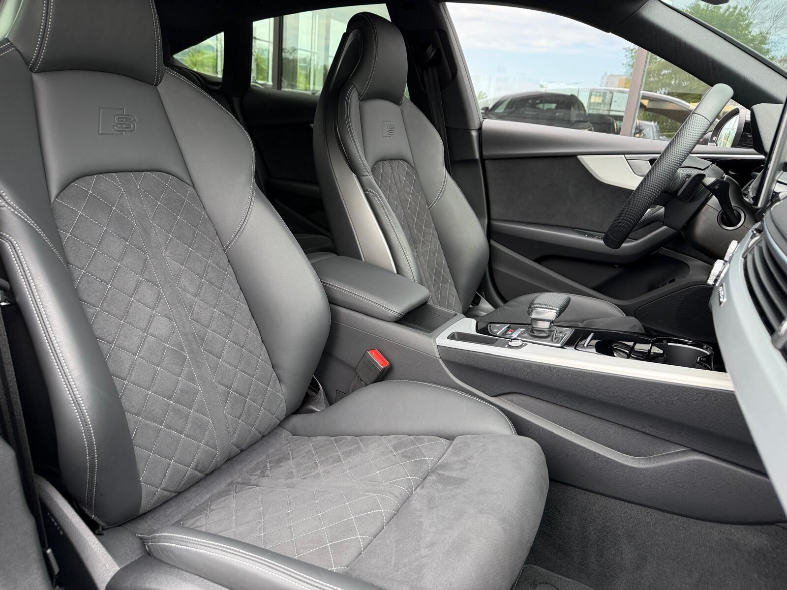 Audi S5 Sportback - zdjęcie 25