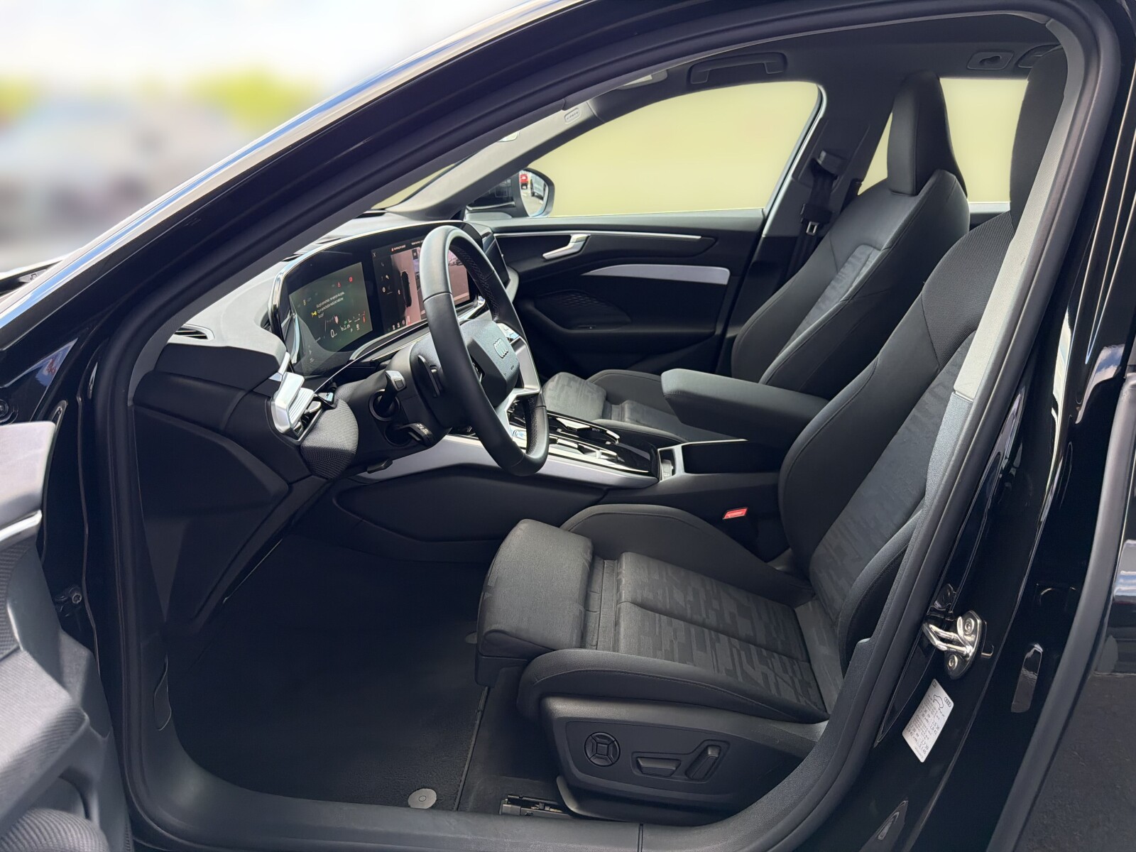 Audi A6 Avant - zdjęcie 10