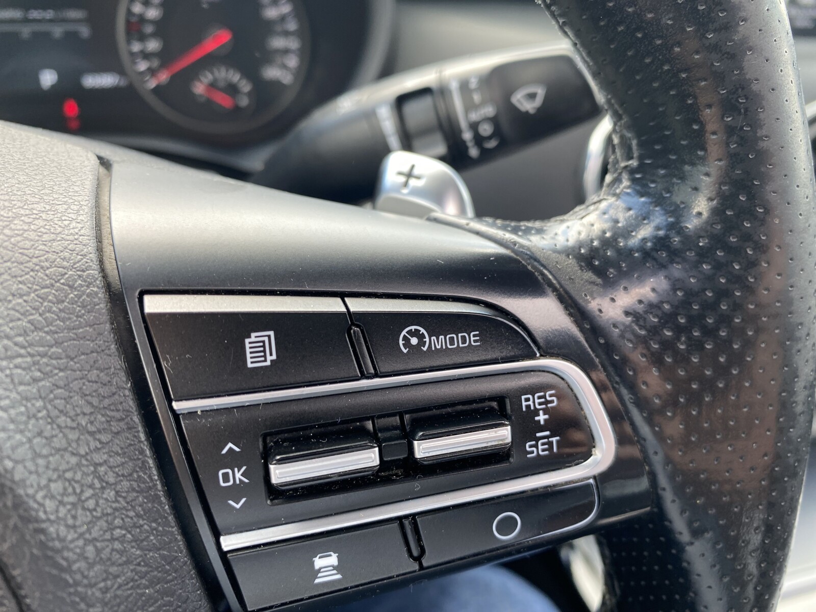 Kia Stinger - zdjęcie 25