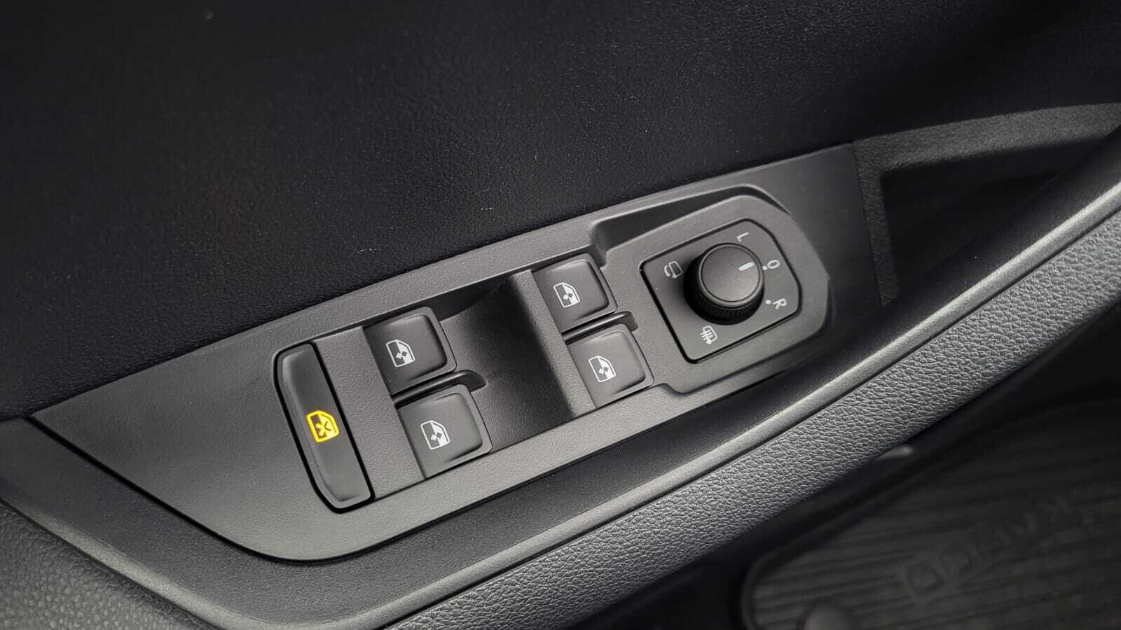 Škoda Karoq - zdjęcie 17