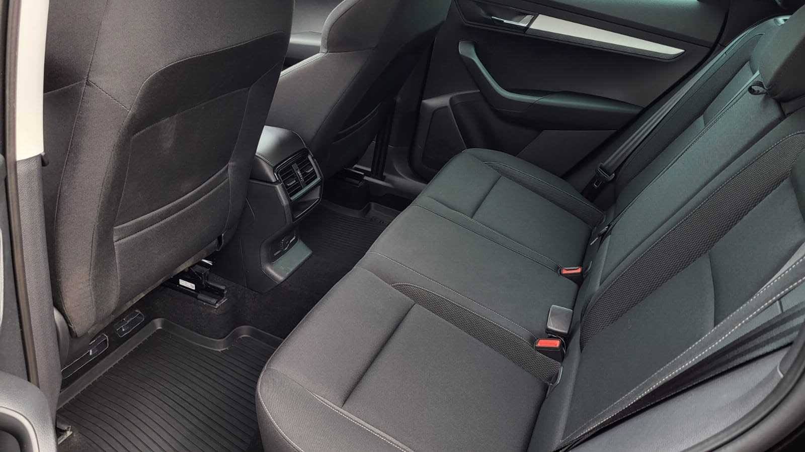 Škoda Karoq - zdjęcie 13