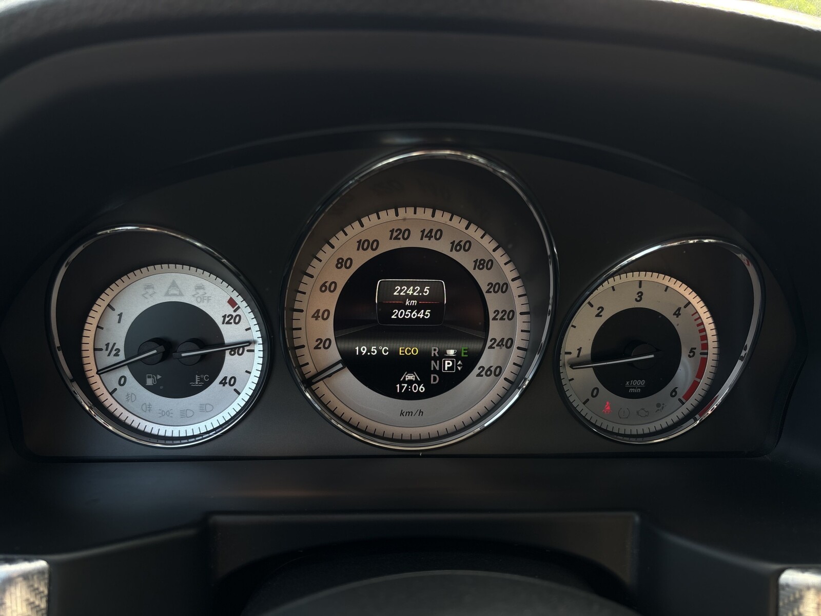Mercedes-Benz GLK 220 - zdjęcie 17
