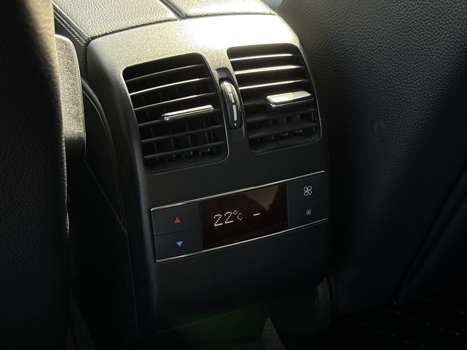Mercedes-Benz GLK 220 - zdjęcie 27