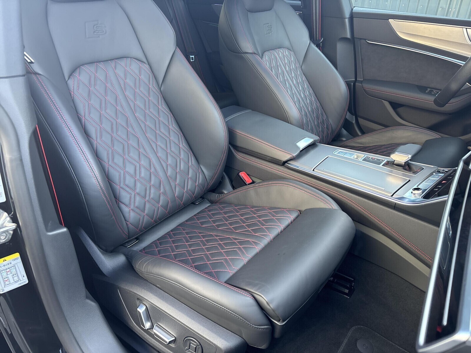 Audi A7 Sportback - zdjęcie 37