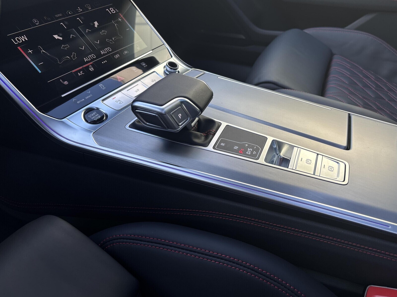 Audi A7 Sportback - zdjęcie 18