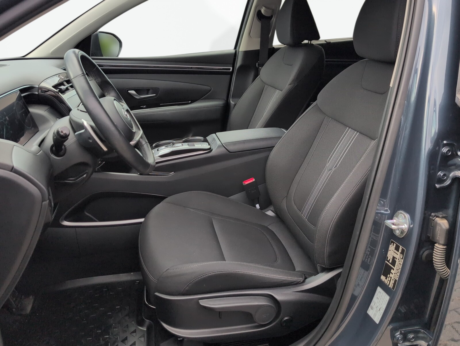 Hyundai Tucson - zdjęcie 17