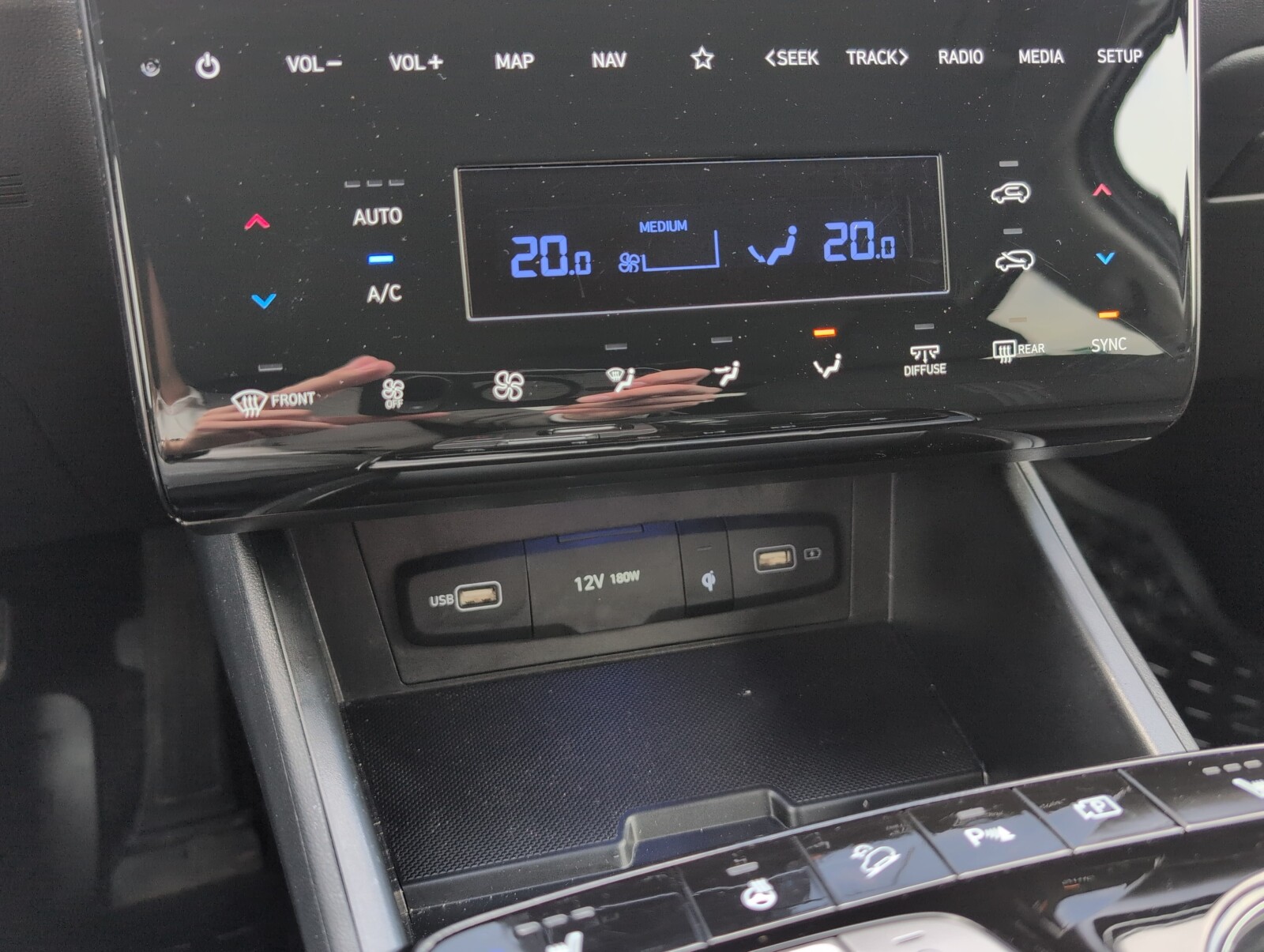 Hyundai Tucson - zdjęcie 33