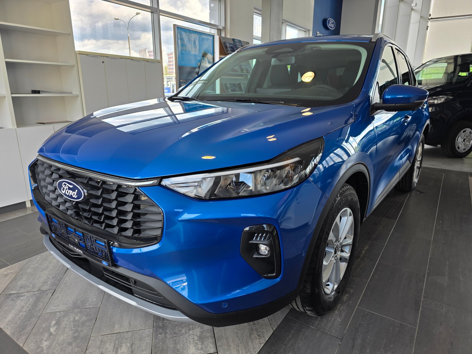 Nowy Ford Kuga 1.5 Ecoboost 186KM A8 Titanium