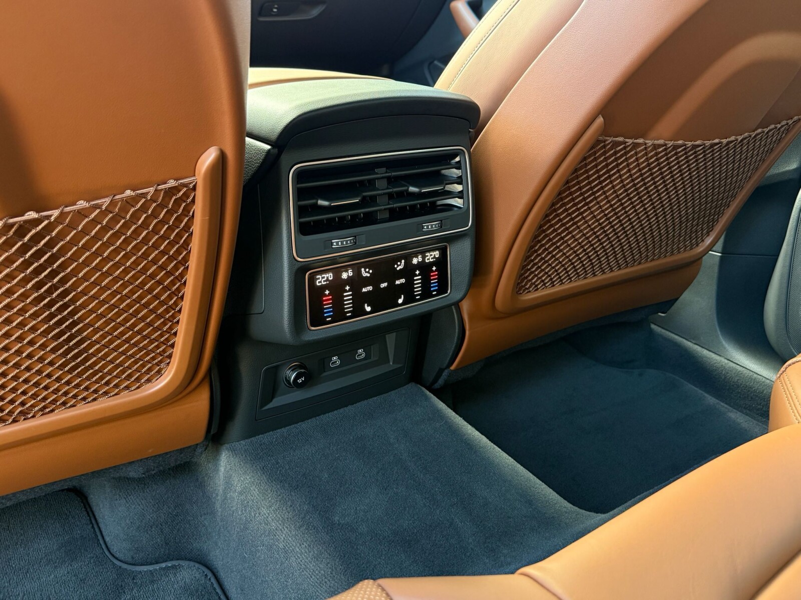 Audi Q8 - zdjęcie 22