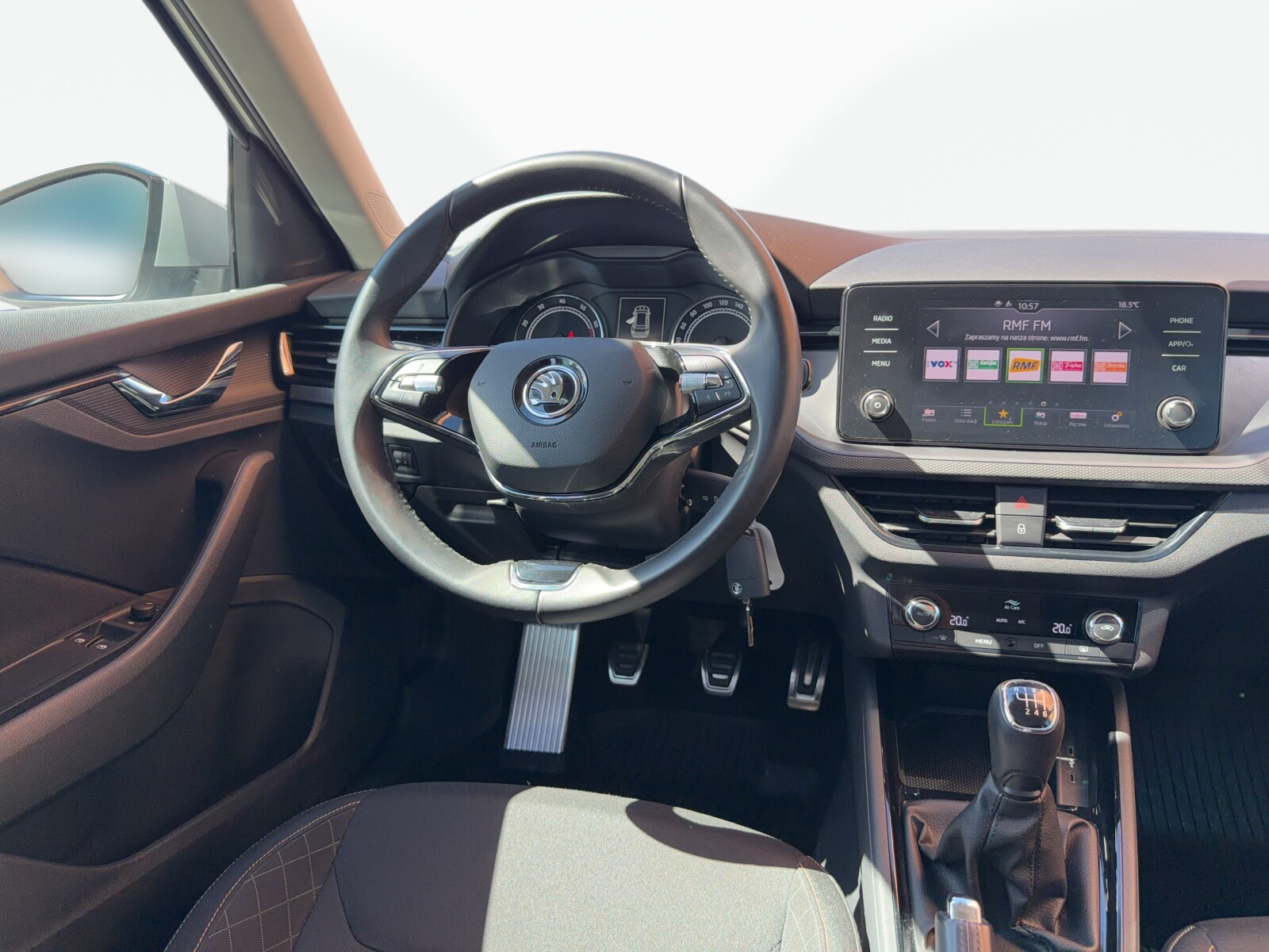 Škoda Kamiq - zdjęcie 19