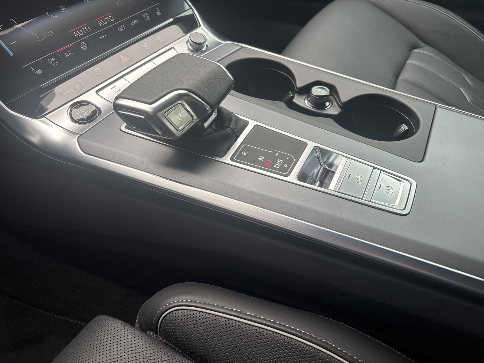 Audi A7 Sportback - zdjęcie 19