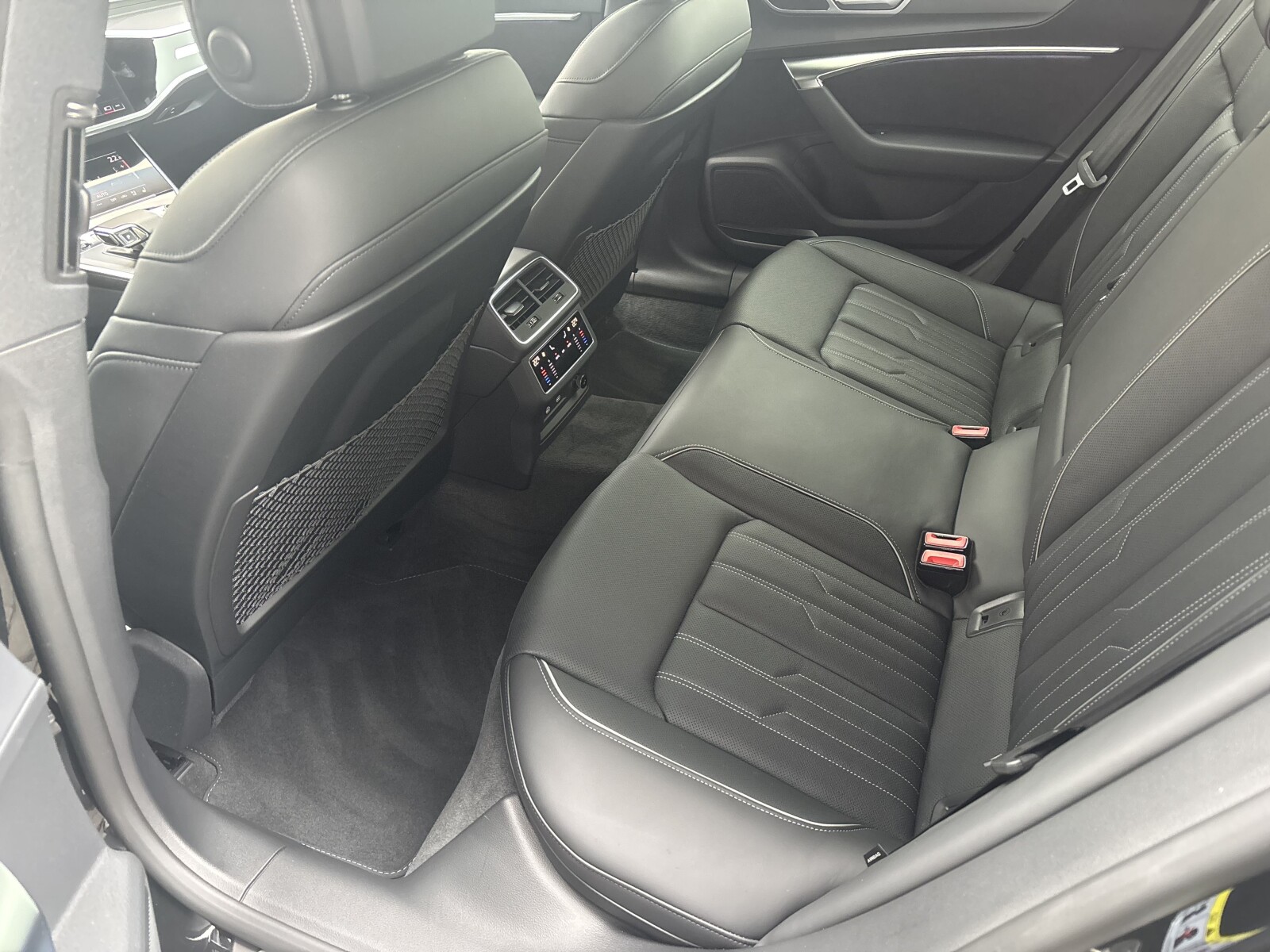 Audi A7 Sportback - zdjęcie 21