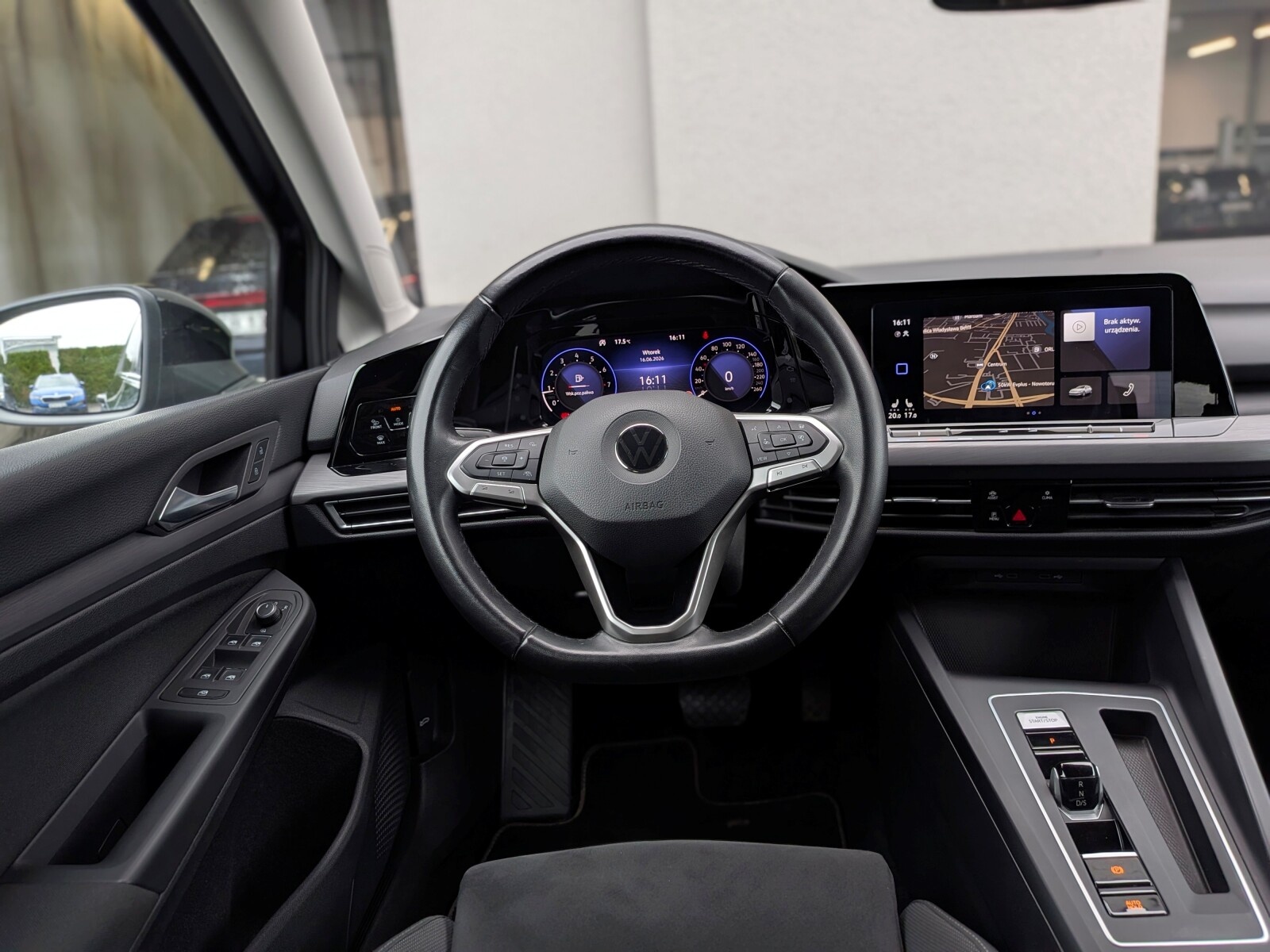 Volkswagen Golf - zdjęcie 16