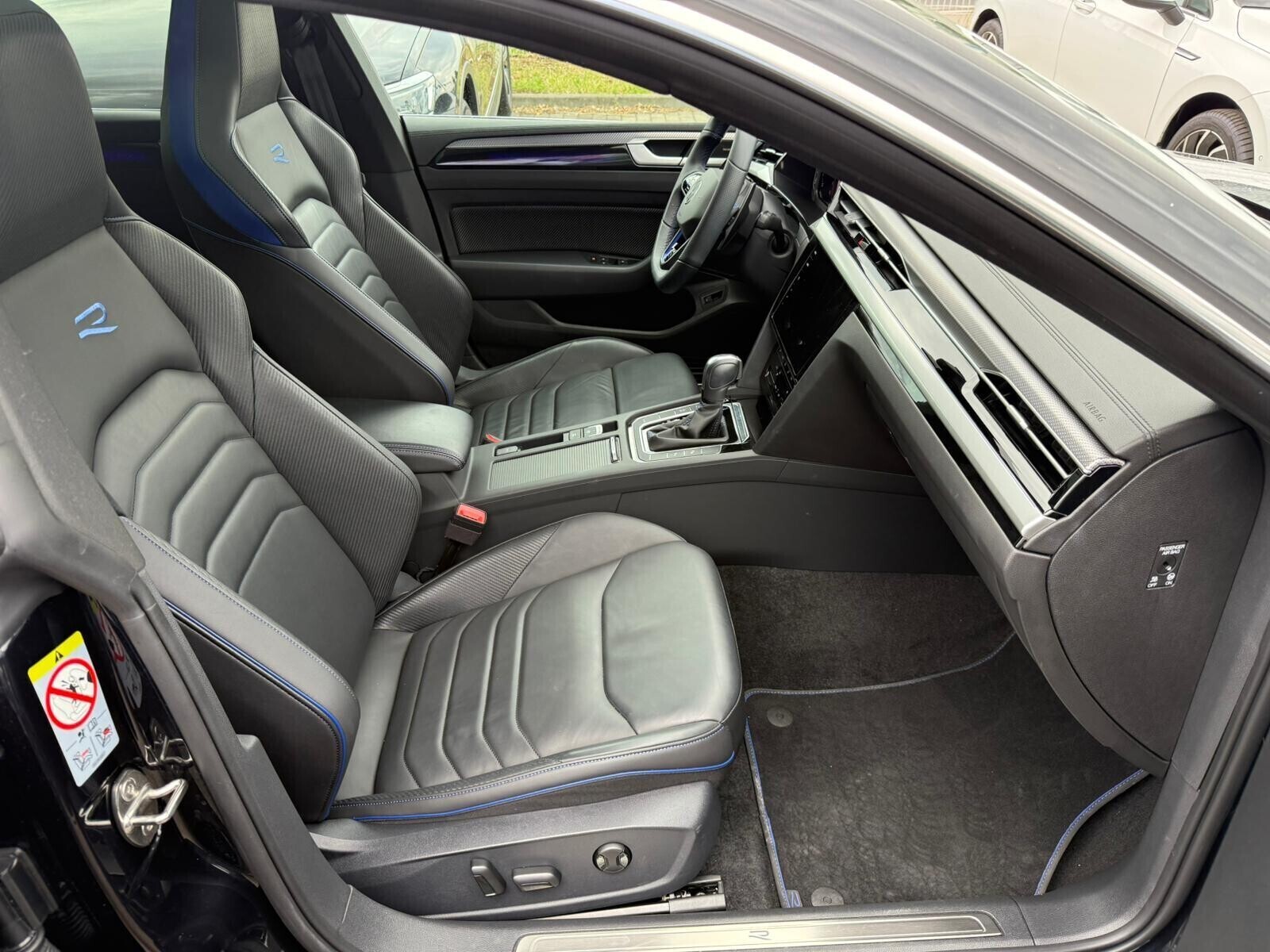 Volkswagen Arteon Shooting Brake - zdjęcie 15