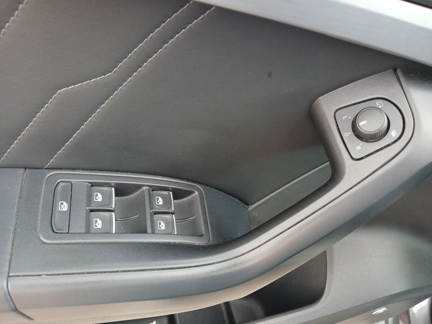 Seat Ateca - zdjęcie 14