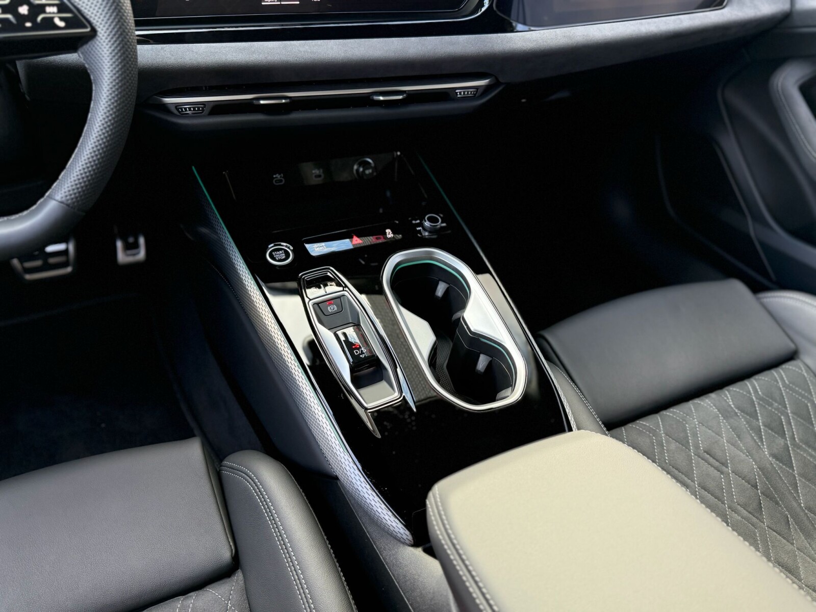 Audi A6 Limousine - zdjęcie 27