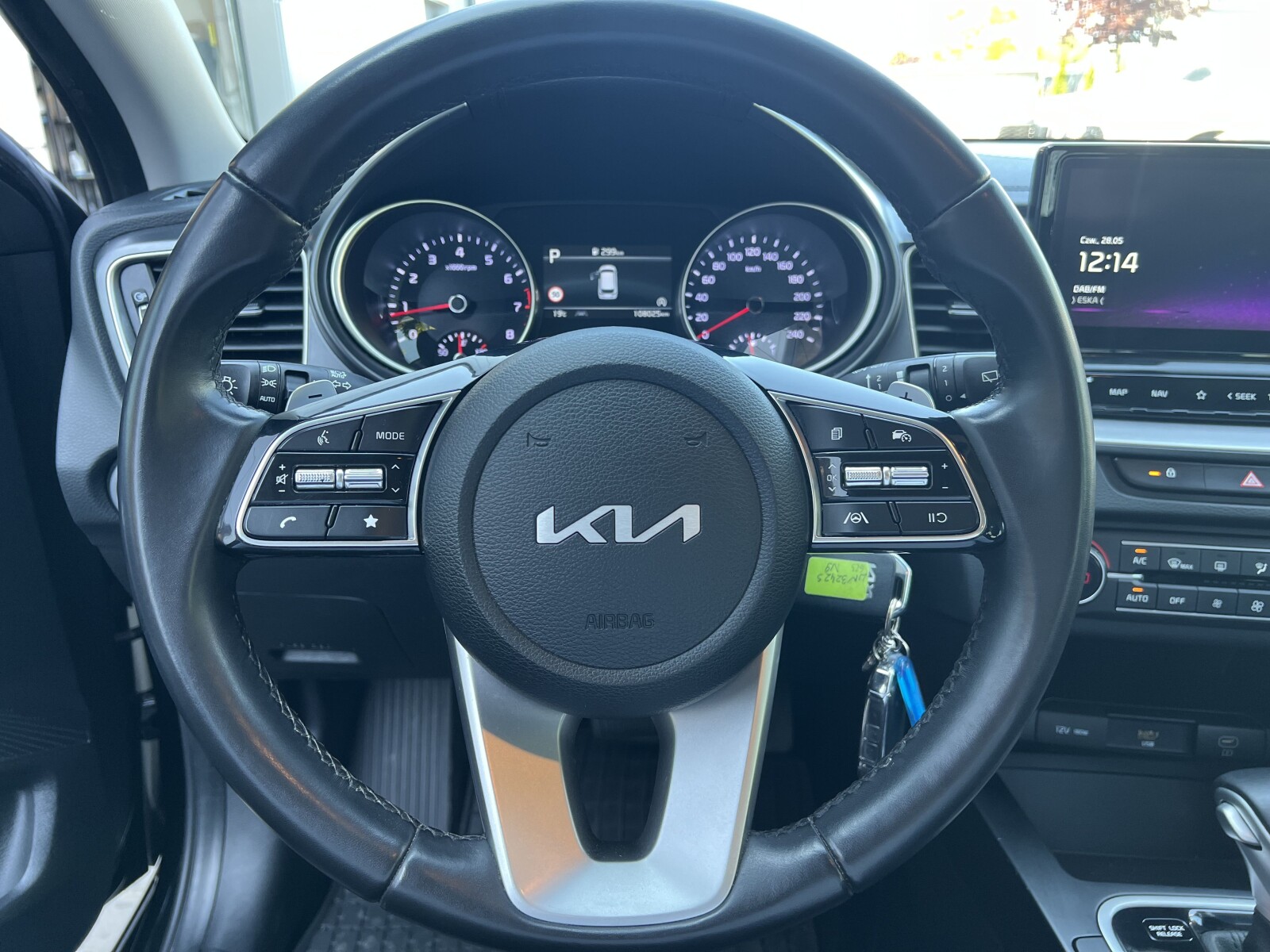 Kia Ceed - zdjęcie 14