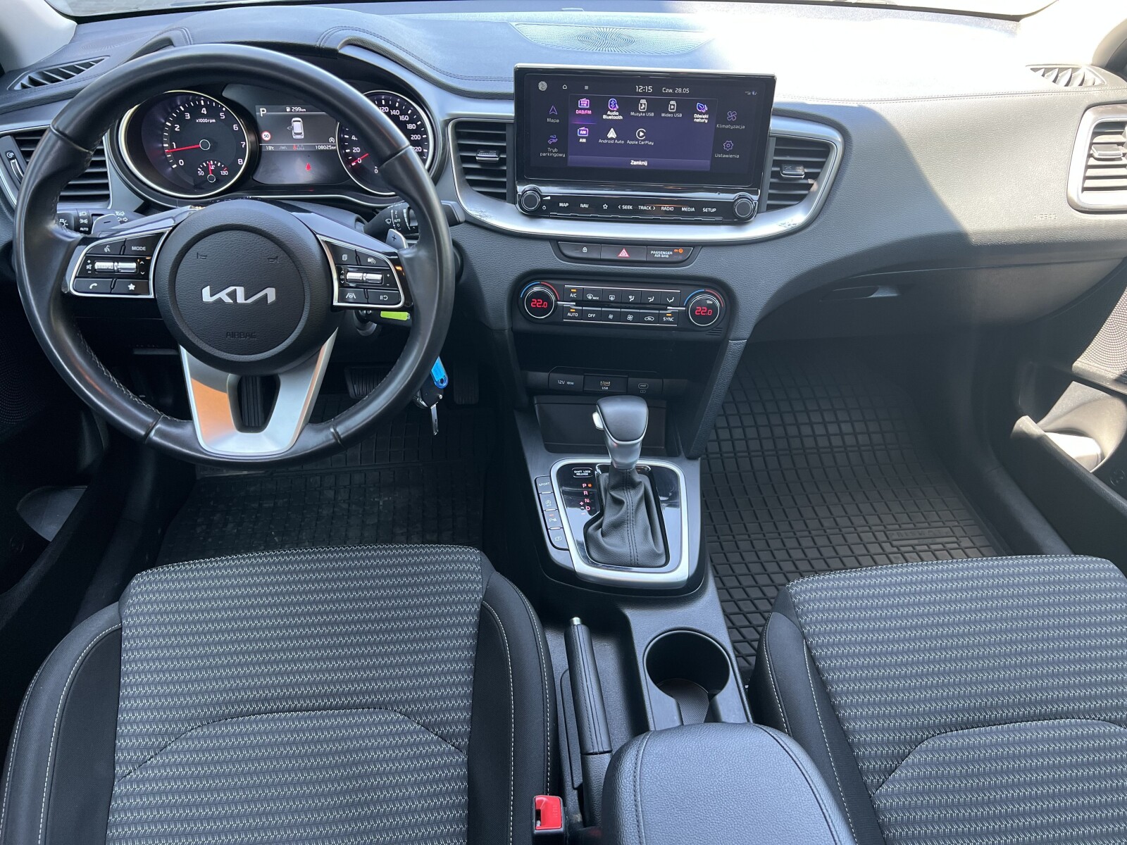 Kia Ceed - zdjęcie 26