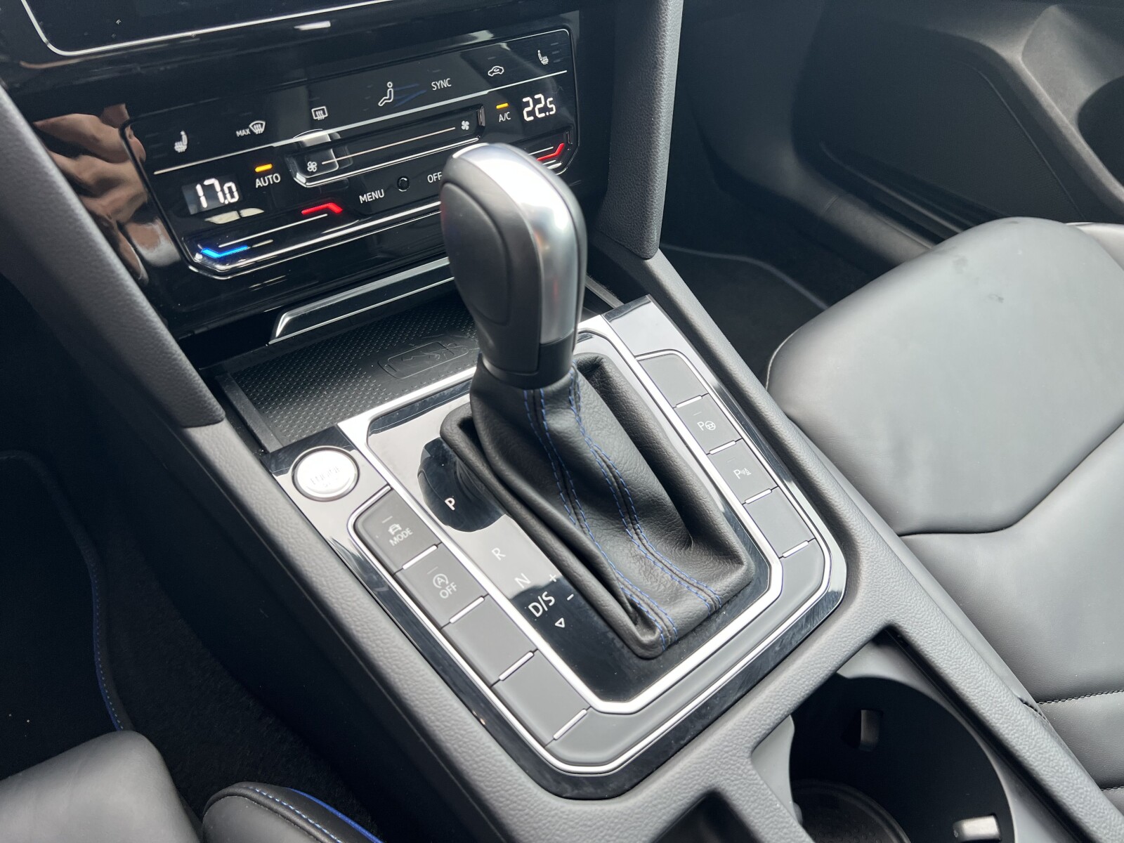 Volkswagen Arteon Shooting Brake - zdjęcie 30