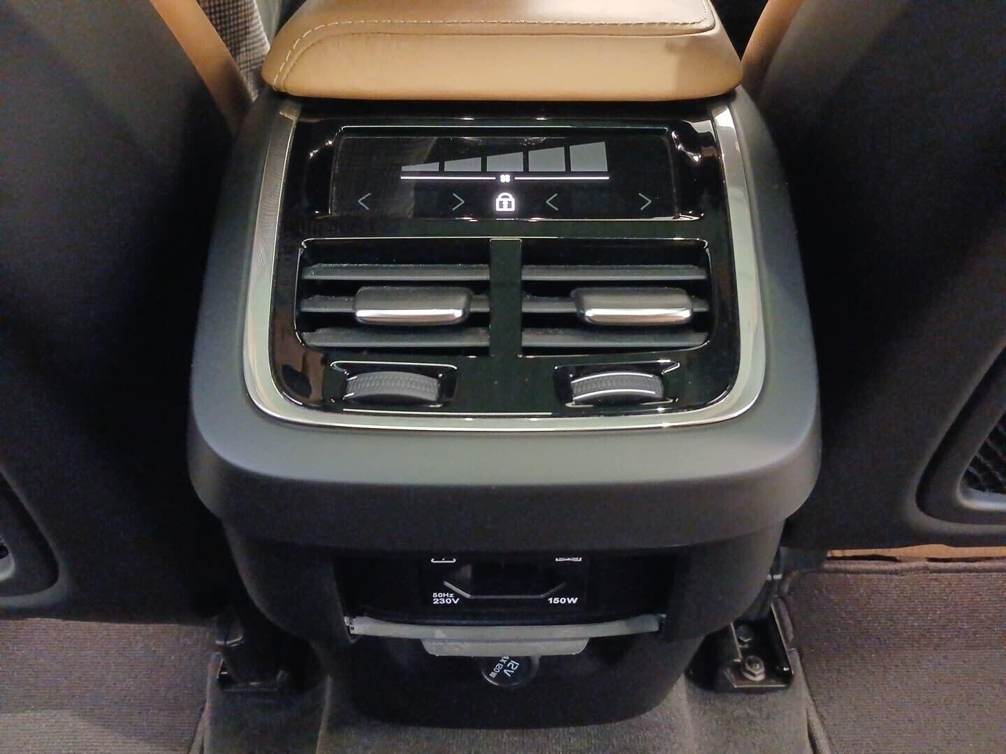 Volvo XC 60 - zdjęcie 35