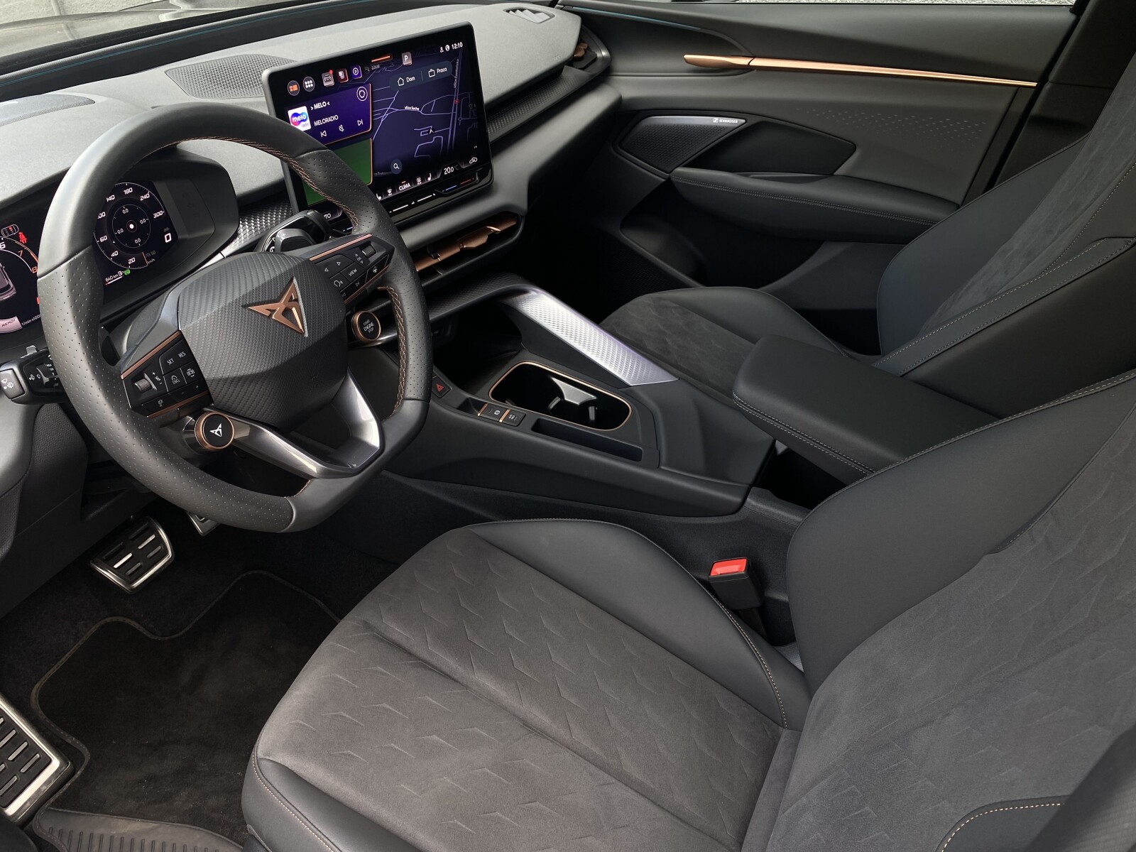 Cupra Terramar - zdjęcie 12