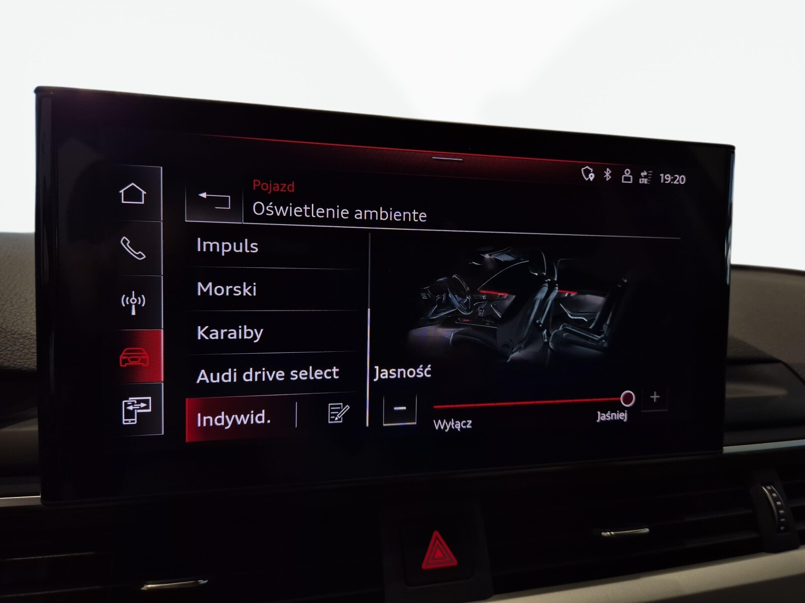 Audi A4 Avant - zdjęcie 24