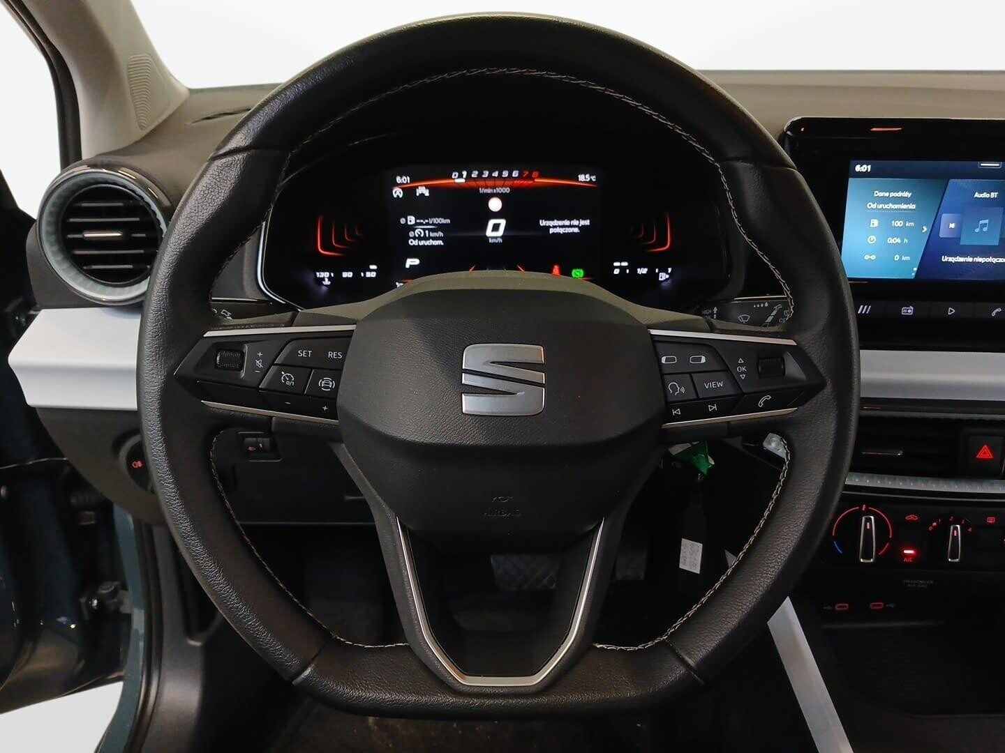 Seat Arona - zdjęcie 17