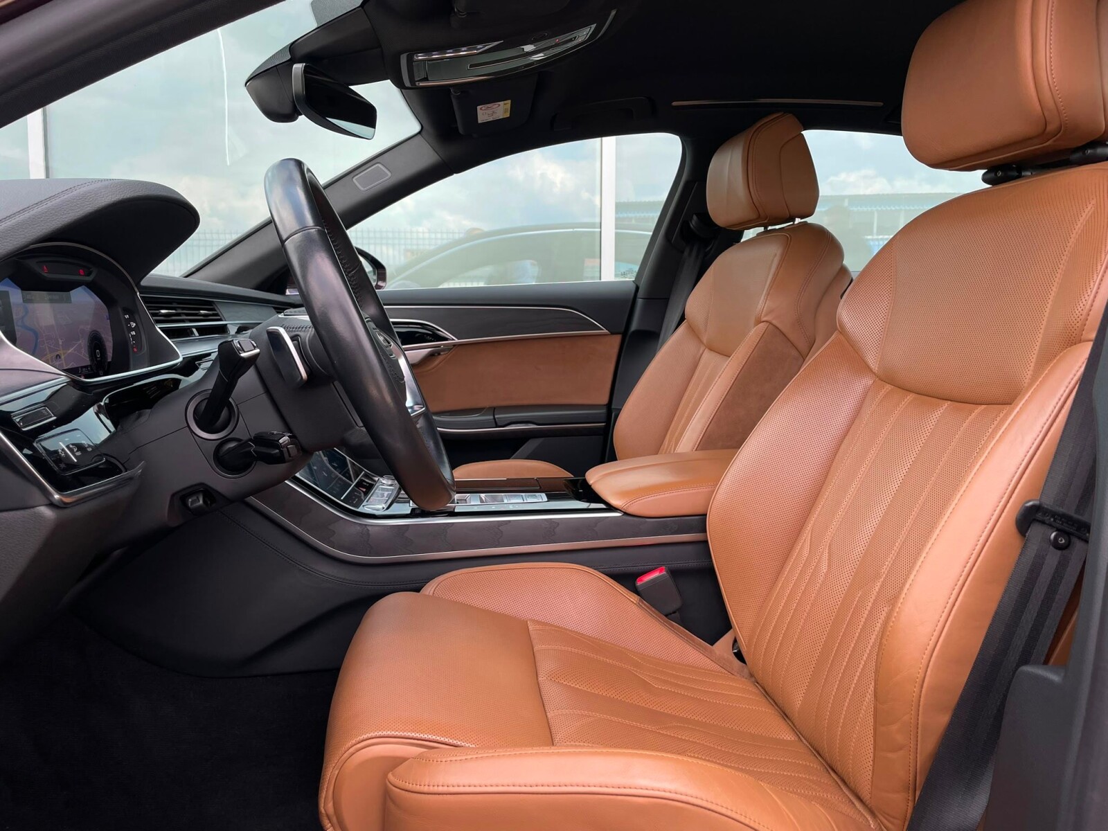 Audi A8 - zdjęcie 22