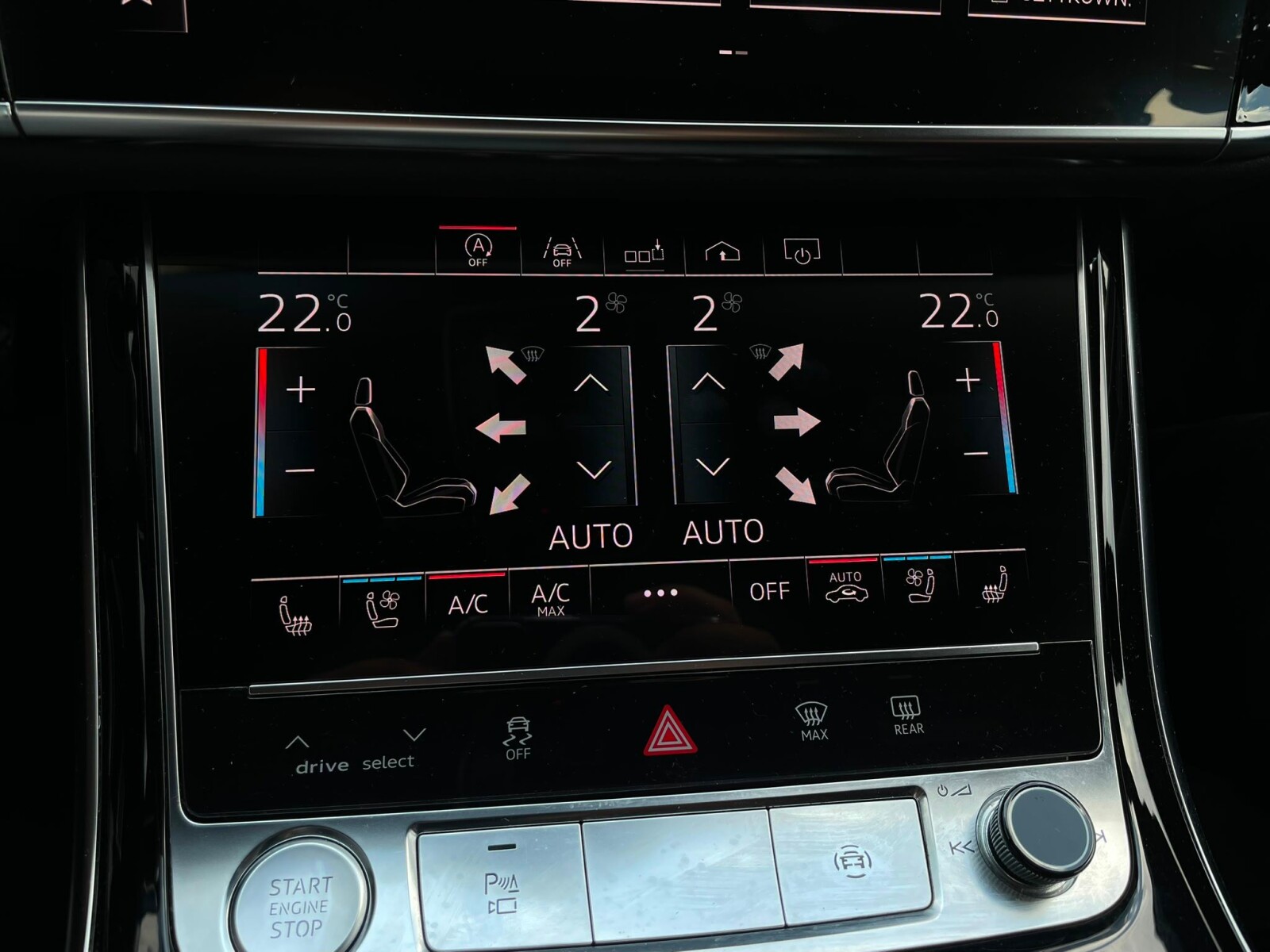 Audi A8 - zdjęcie 34