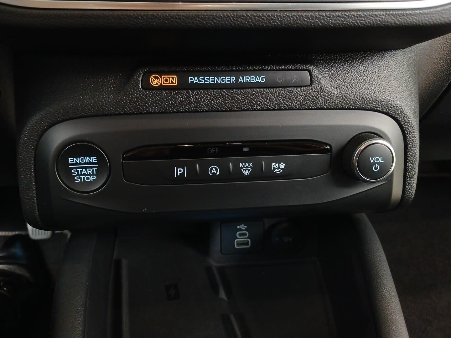 Ford Focus - zdjęcie 11