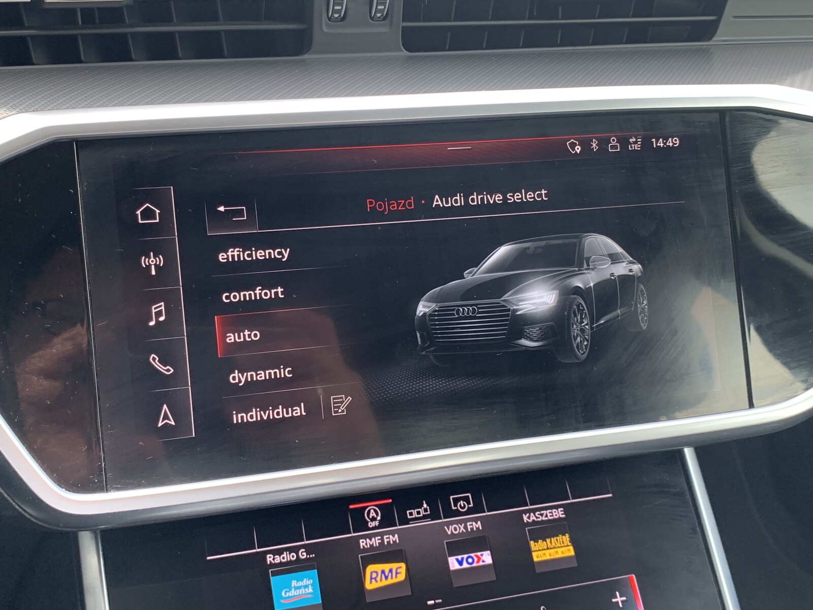 Audi A6 Limousine - zdjęcie 33