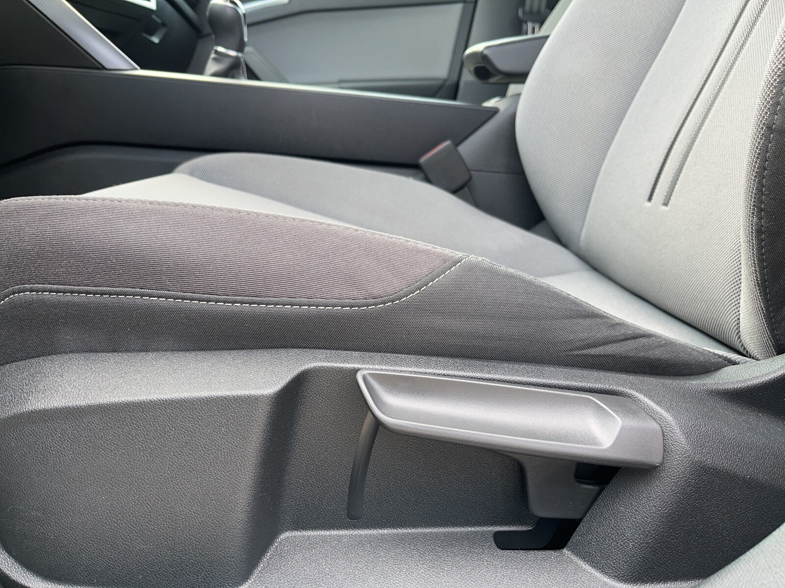 Seat Leon Sportstourer - zdjęcie 11