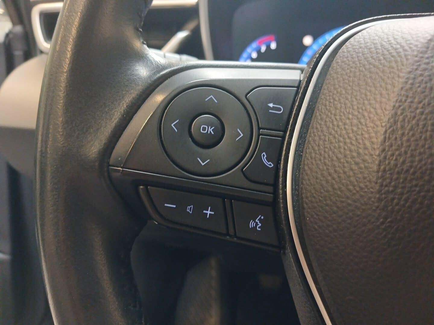 Toyota Corolla - zdjęcie 19