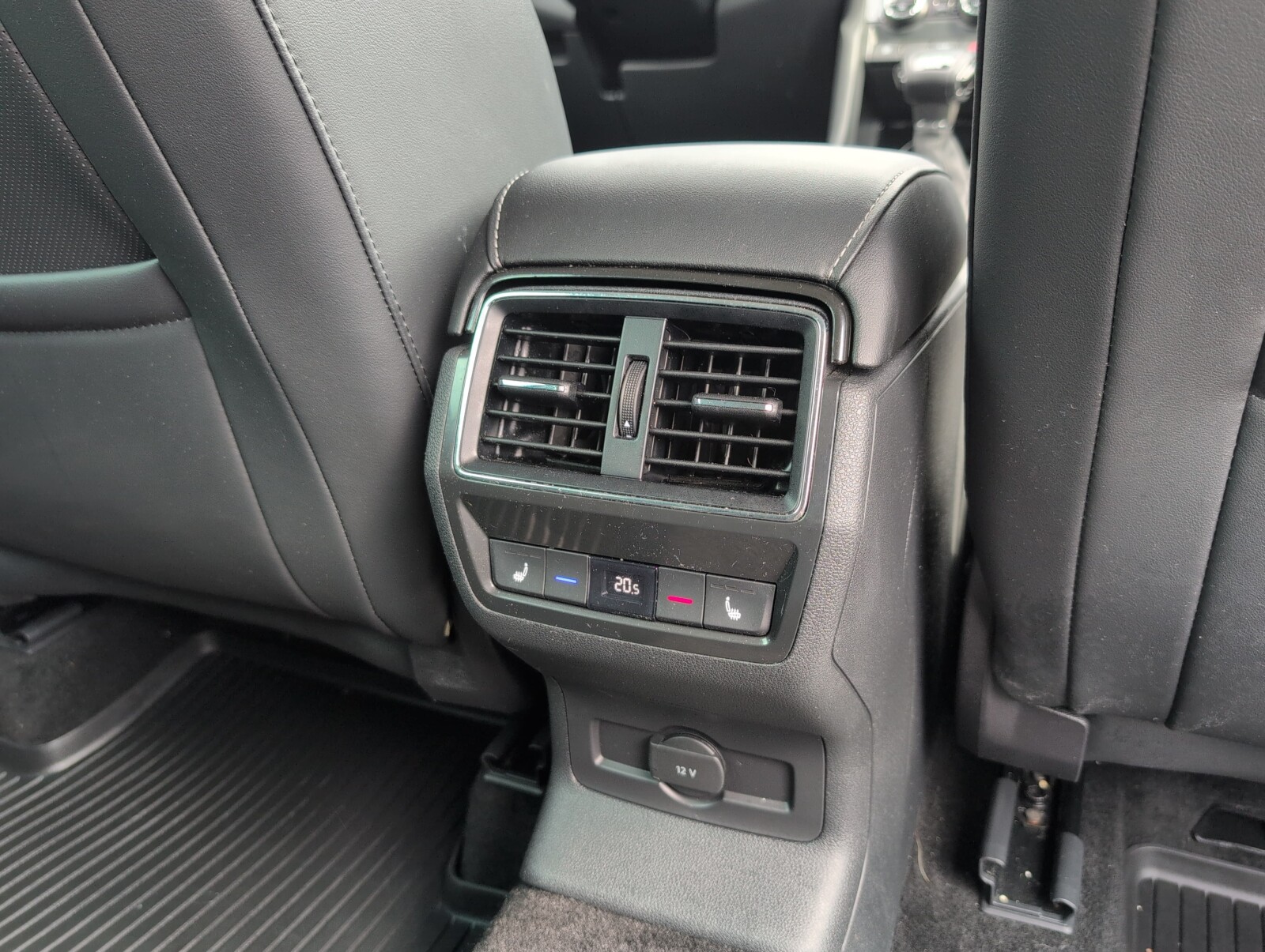 Škoda Kodiaq - zdjęcie 13