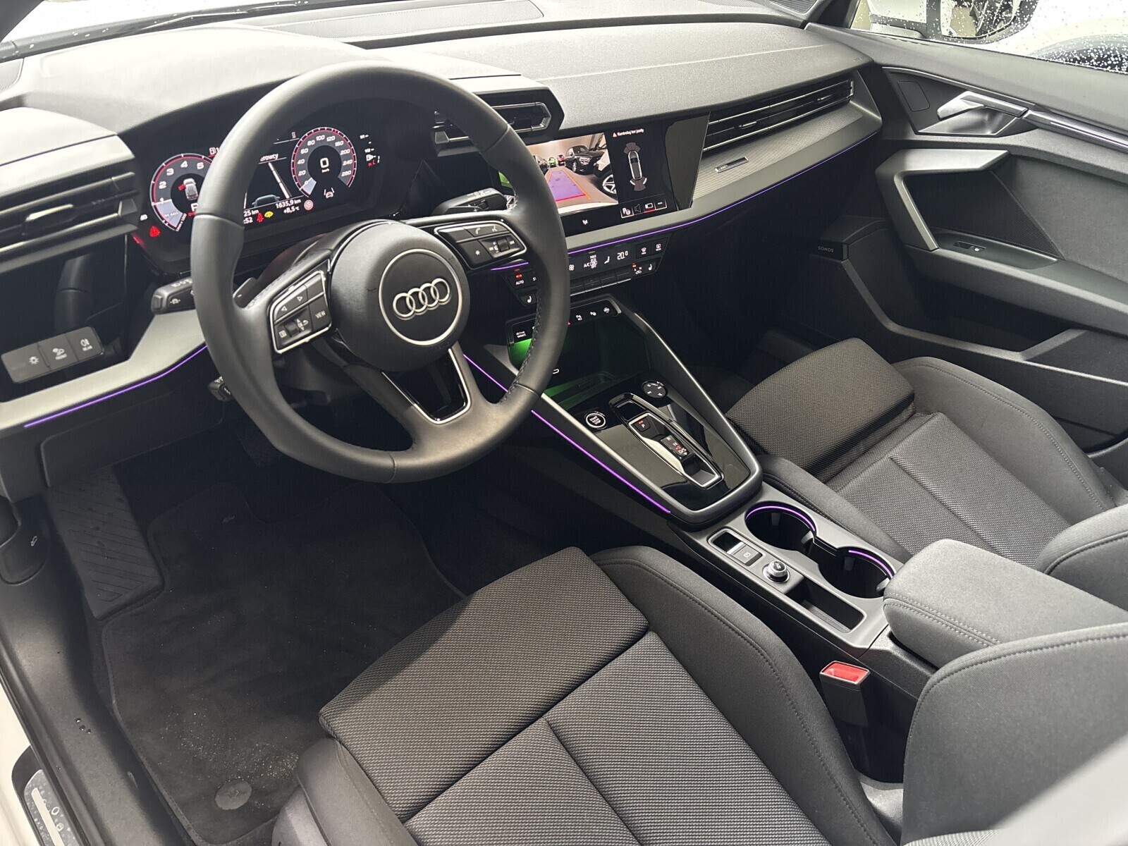 Audi A3 Sportback - zdjęcie 16