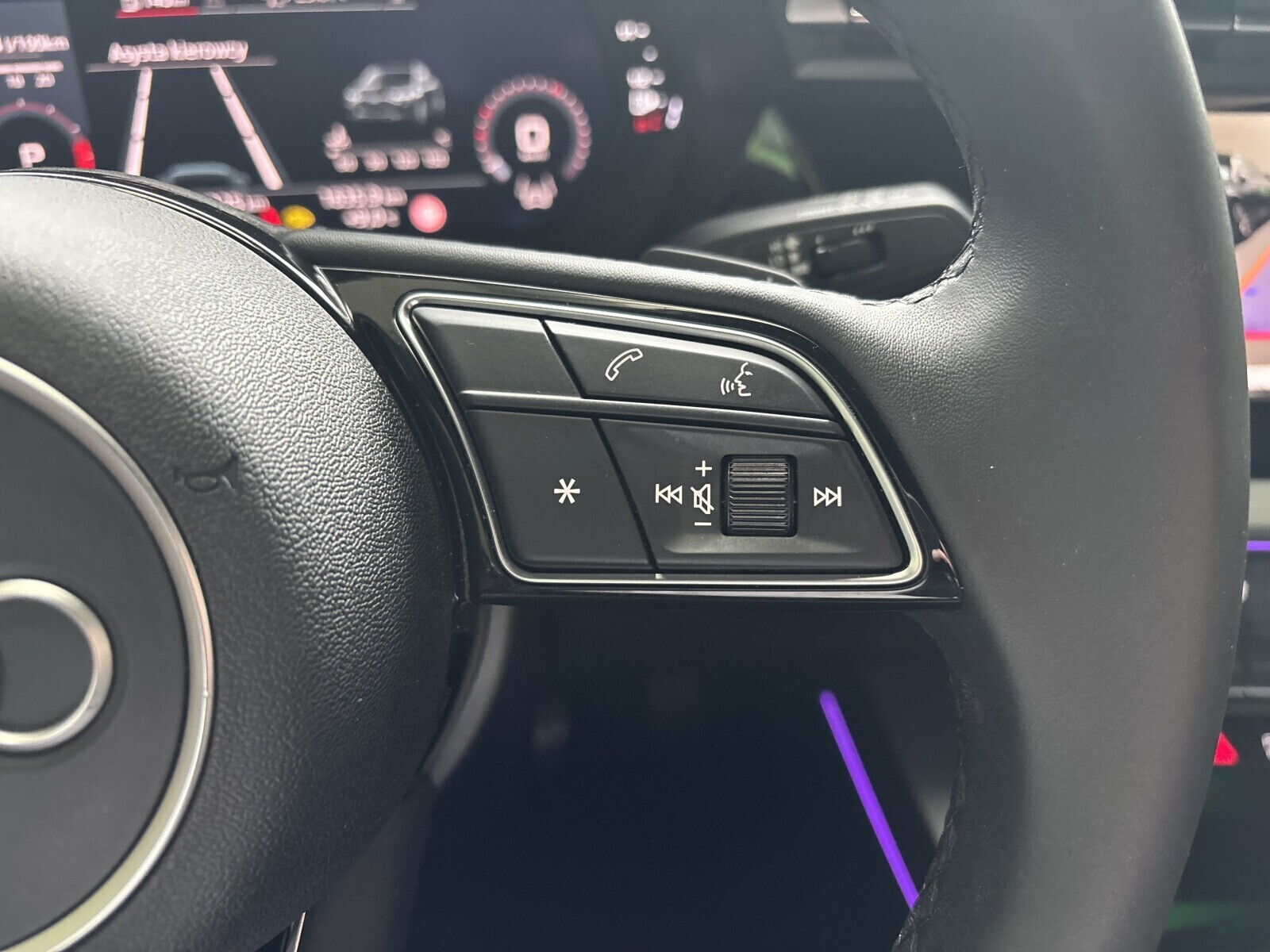 Audi A3 Sportback - zdjęcie 14