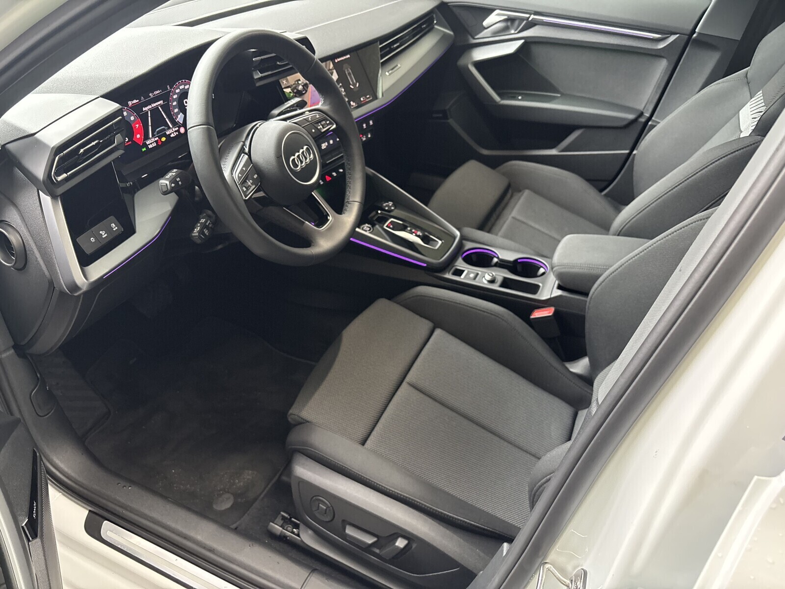 Audi A3 Sportback - zdjęcie 15