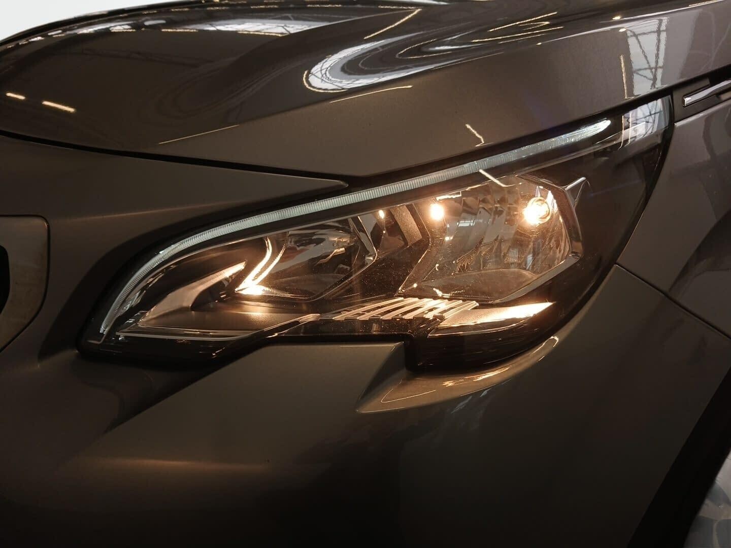 Peugeot 3008 - zdjęcie 10