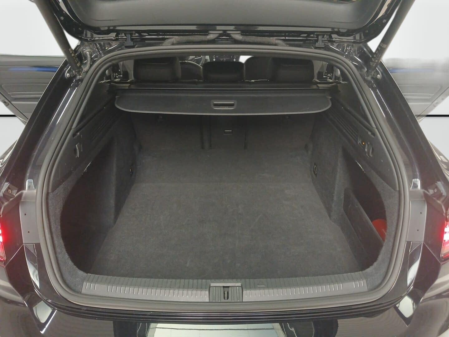 Volkswagen Arteon Shooting Brake - zdjęcie 37