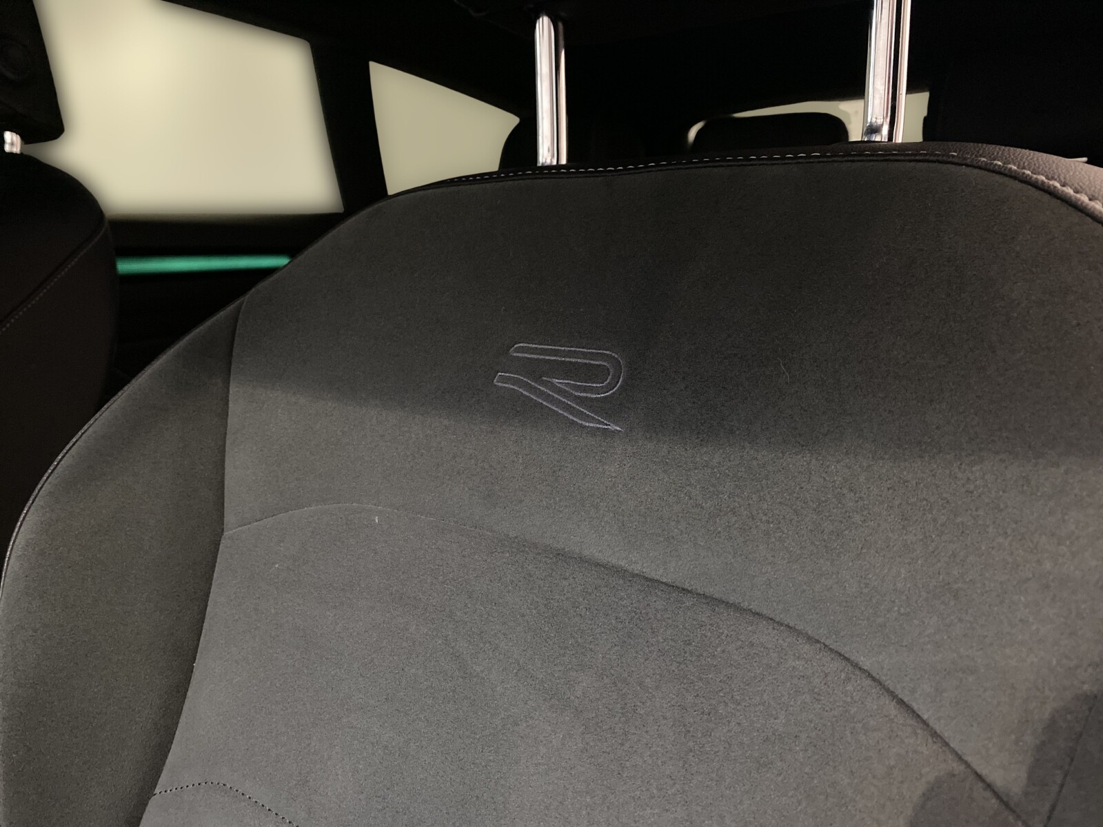 Volkswagen Arteon Shooting Brake - zdjęcie 14