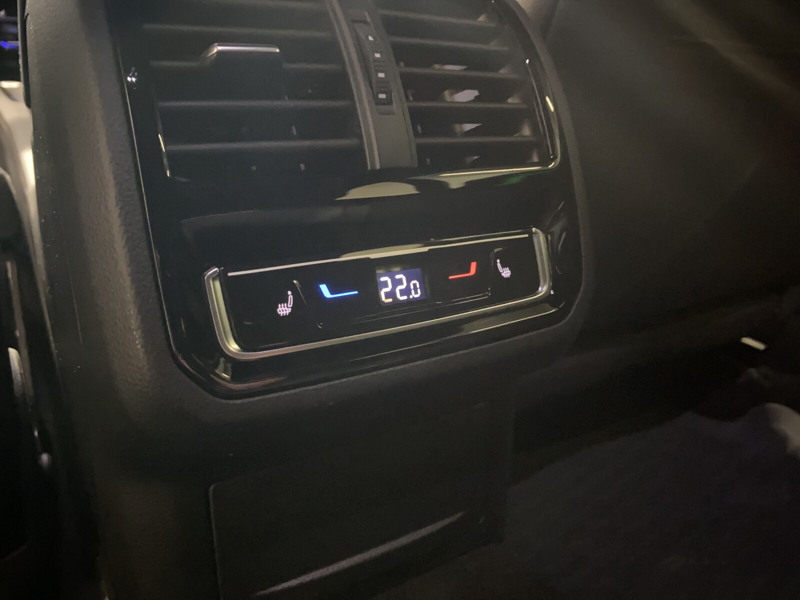 Volkswagen Arteon Shooting Brake - zdjęcie 37