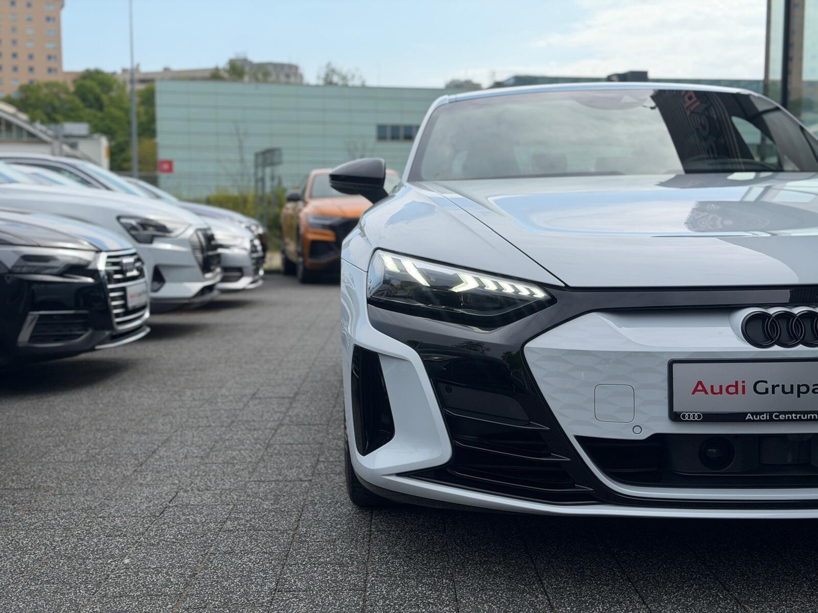 Audi e-tron GT quattro - zdjęcie 10