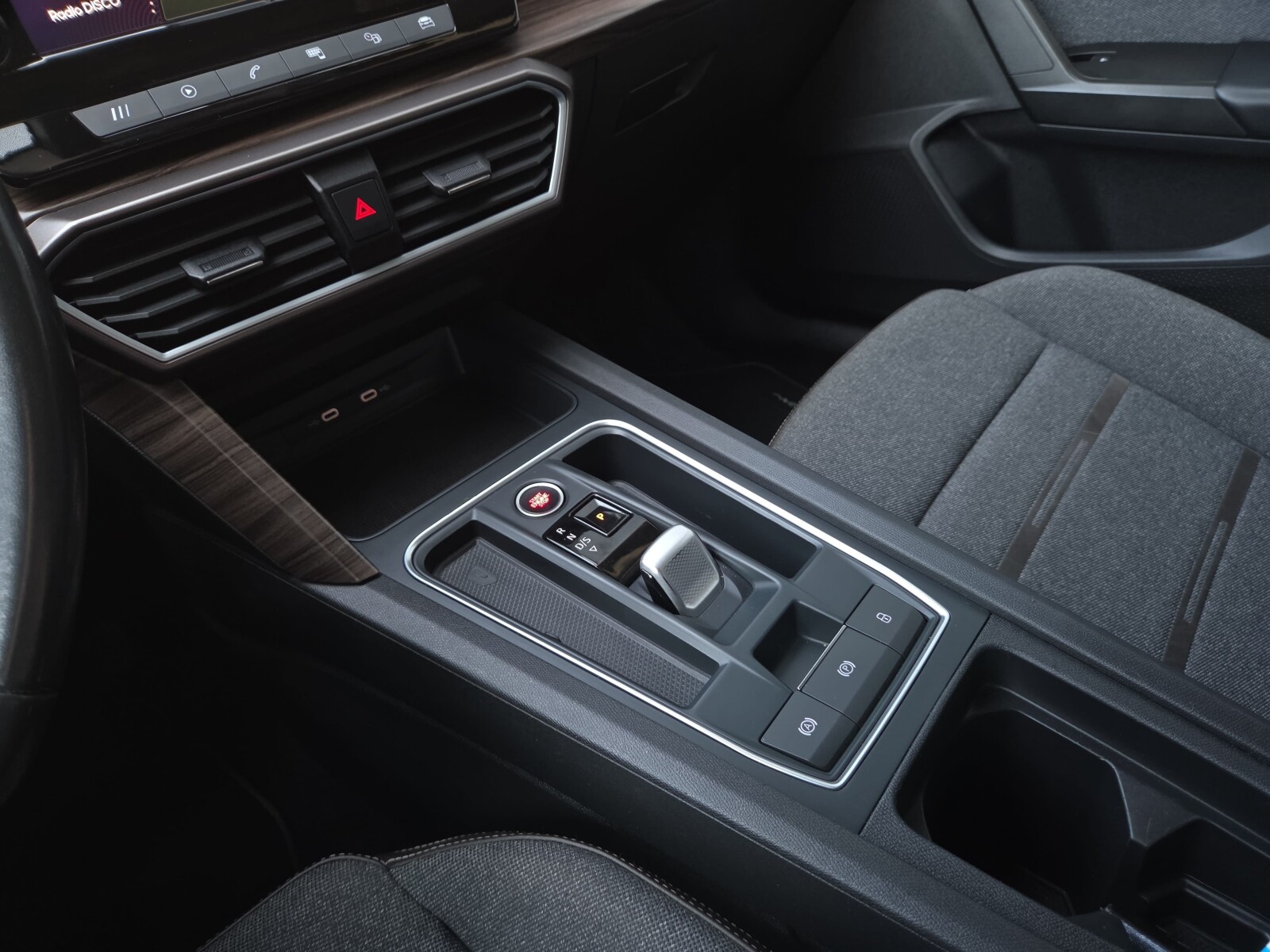 Seat Leon - zdjęcie 10