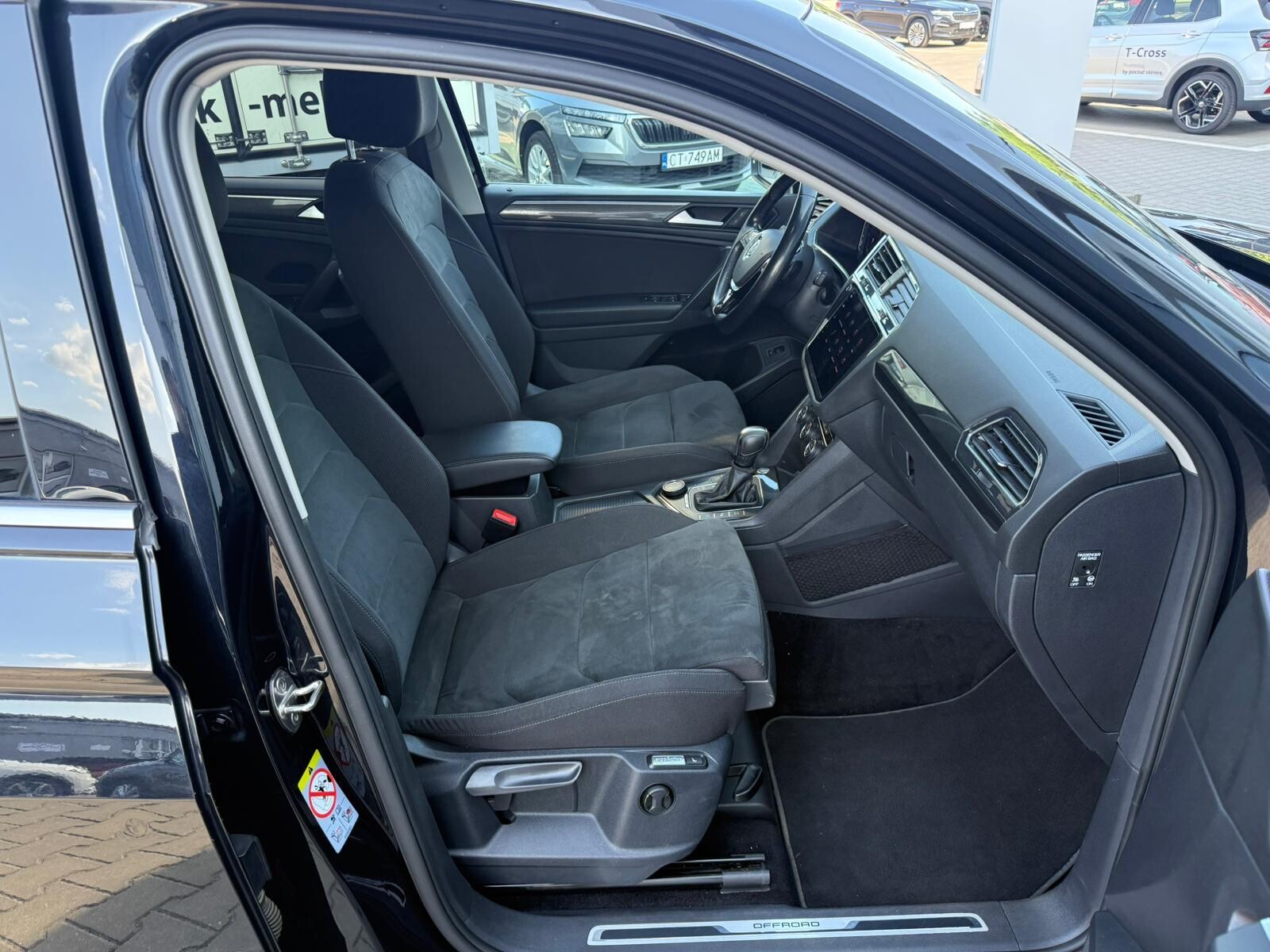 Volkswagen Tiguan Allspace - zdjęcie 16