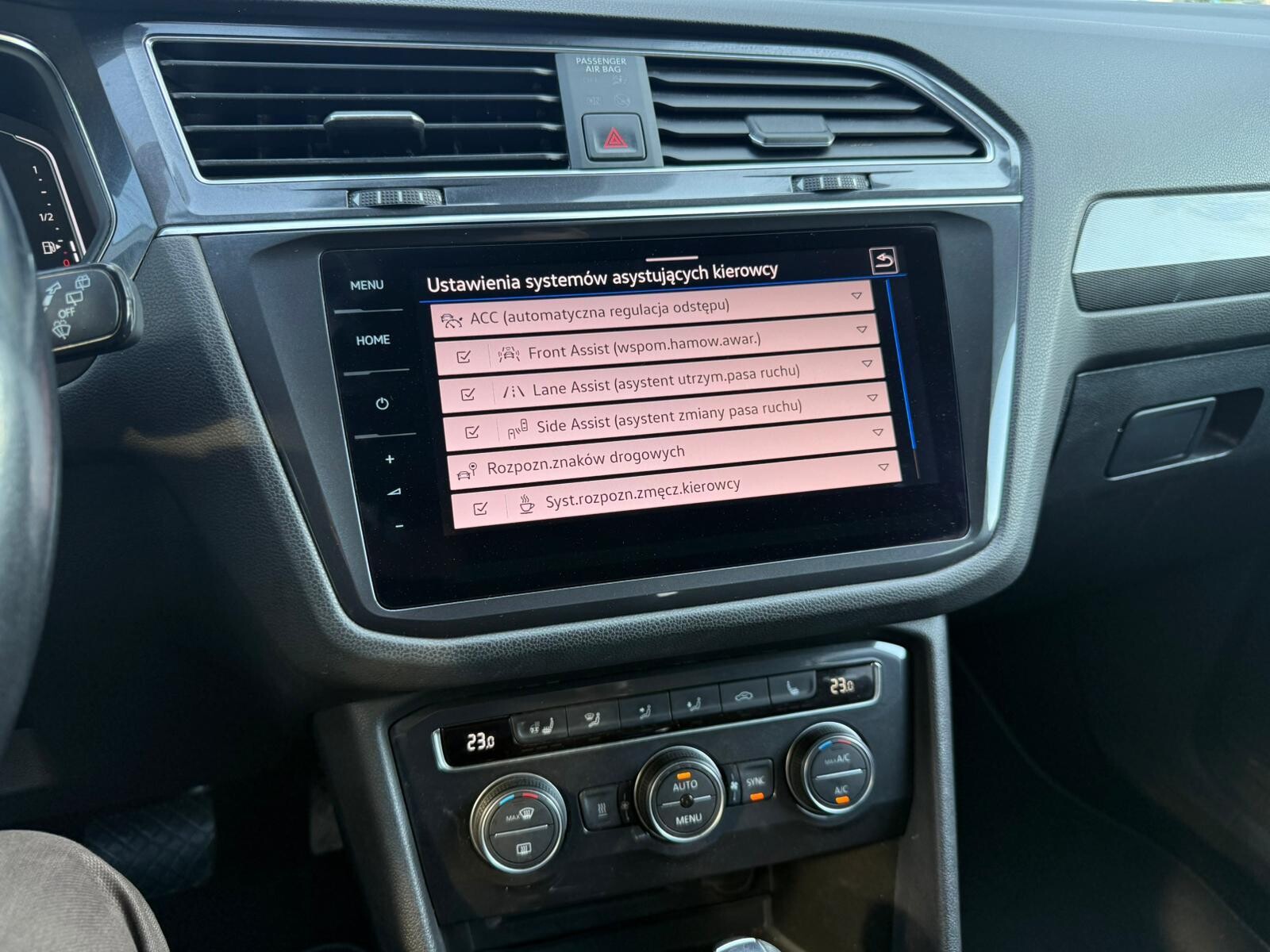 Volkswagen Tiguan Allspace - zdjęcie 28