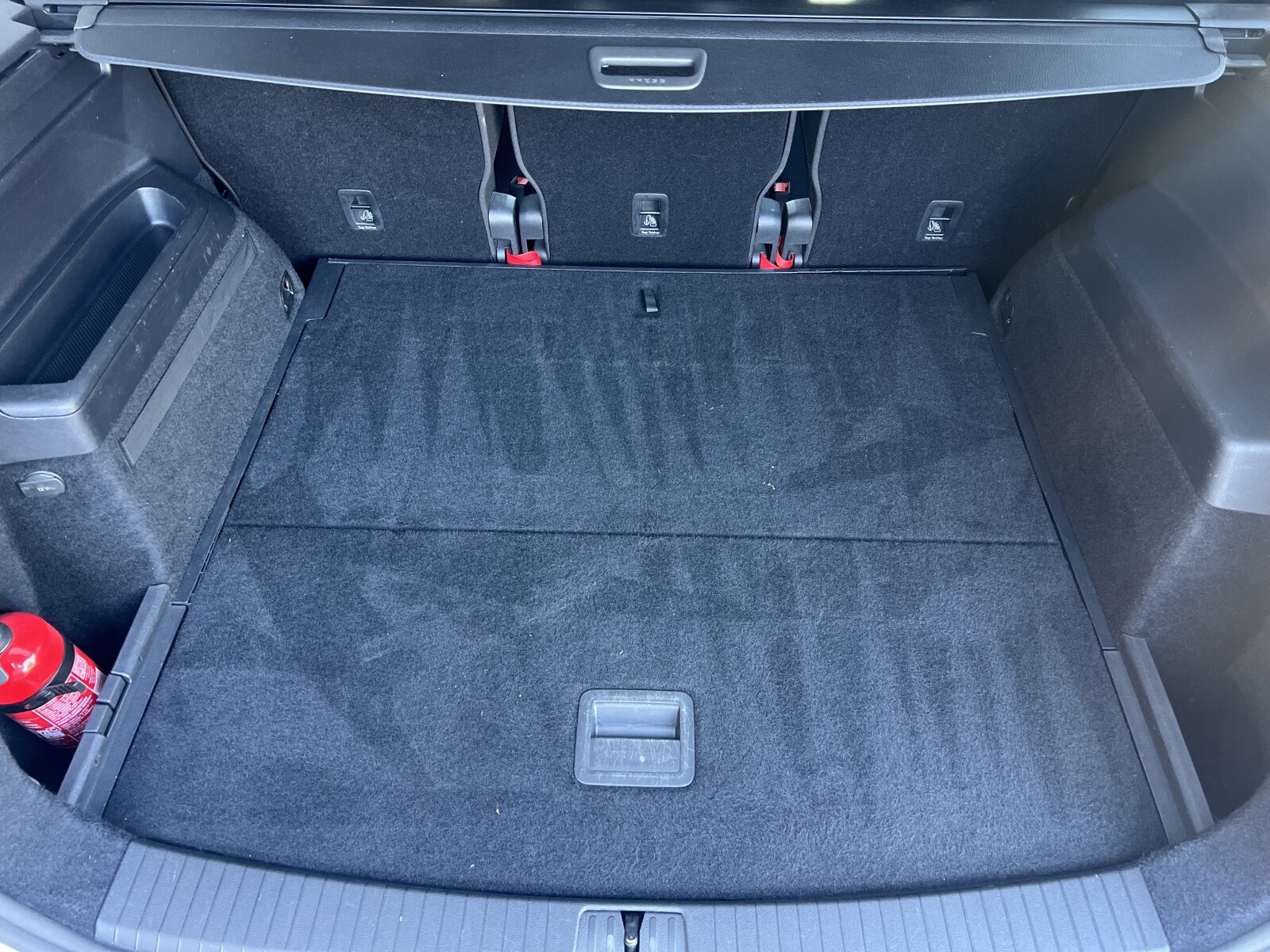 Volkswagen Touran - zdjęcie 28