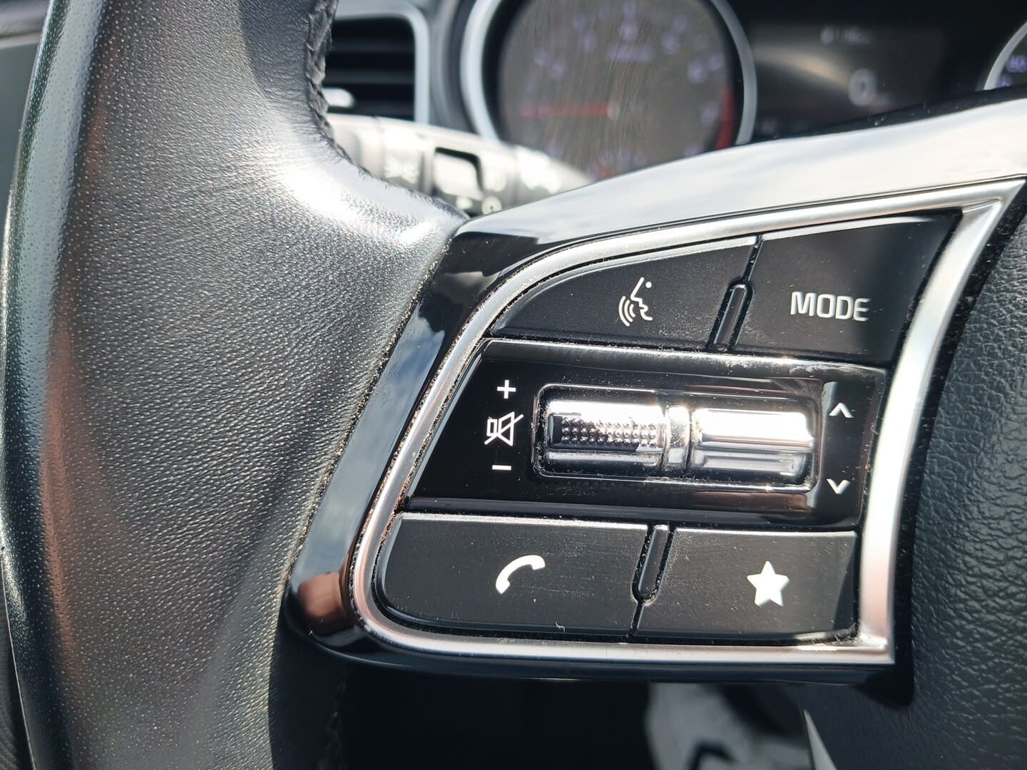 Kia Ceed - zdjęcie 16